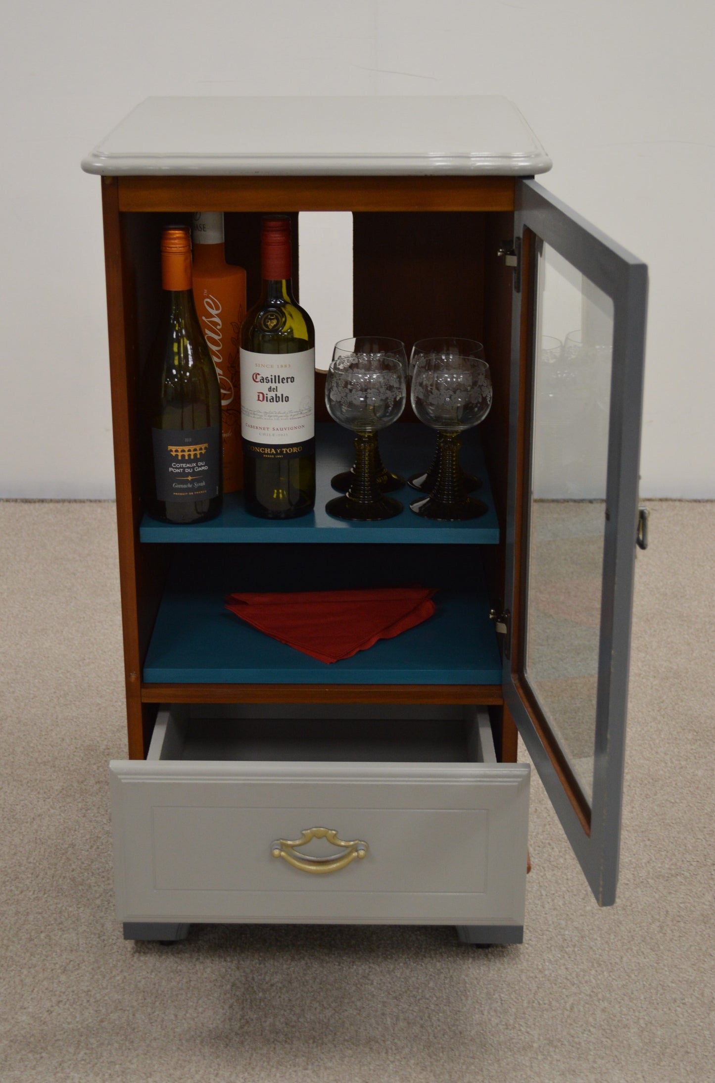 Up-cycled Hi-fi Unit/Drinks Unit