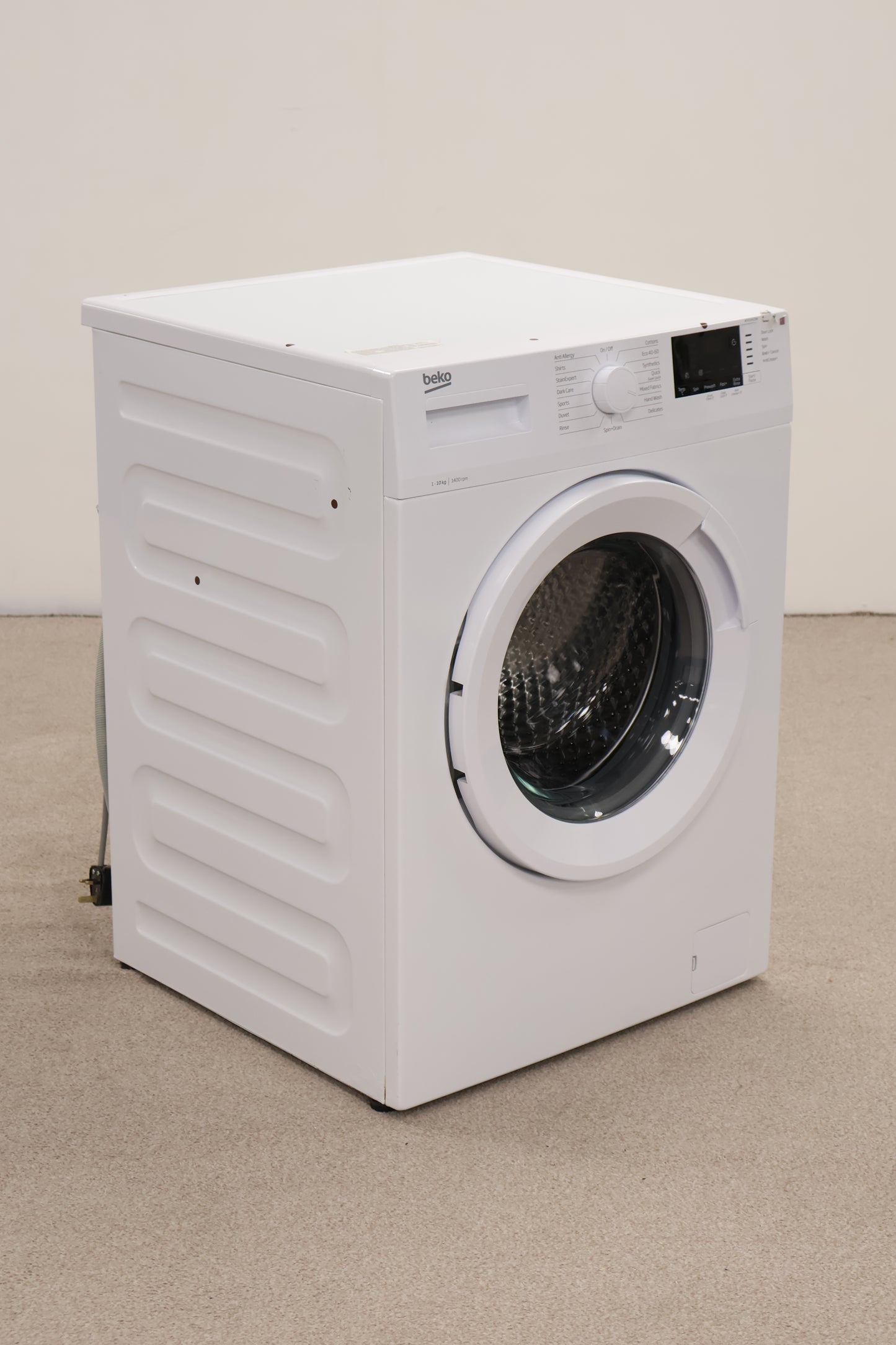 Washing Machine by Beko