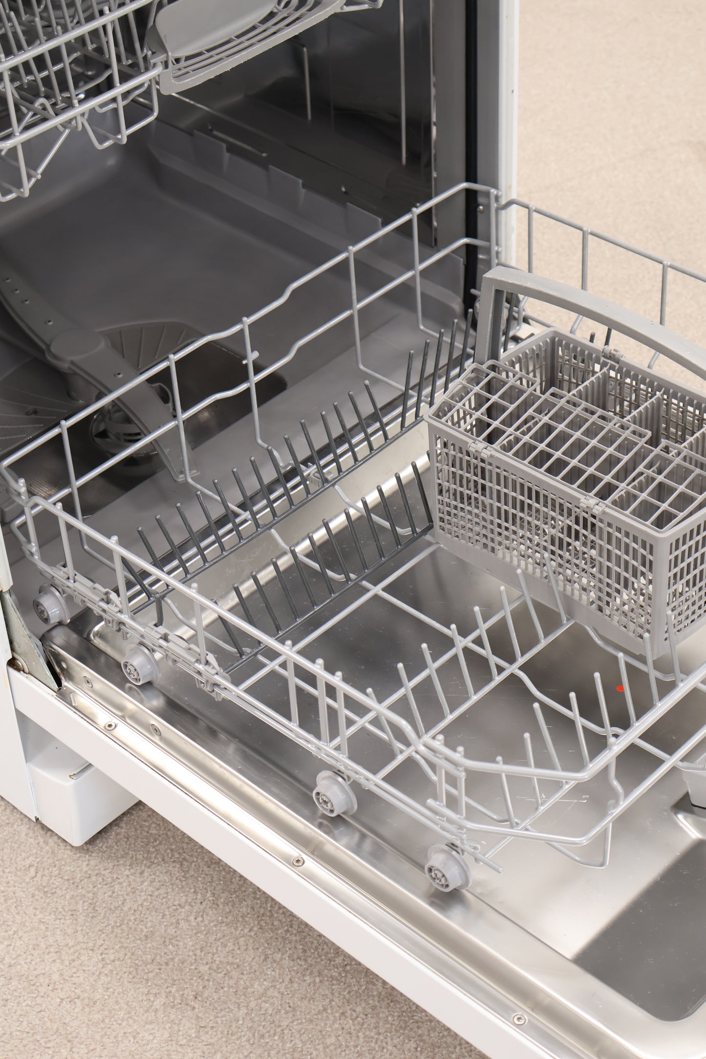 Dishwasher by Bosch
