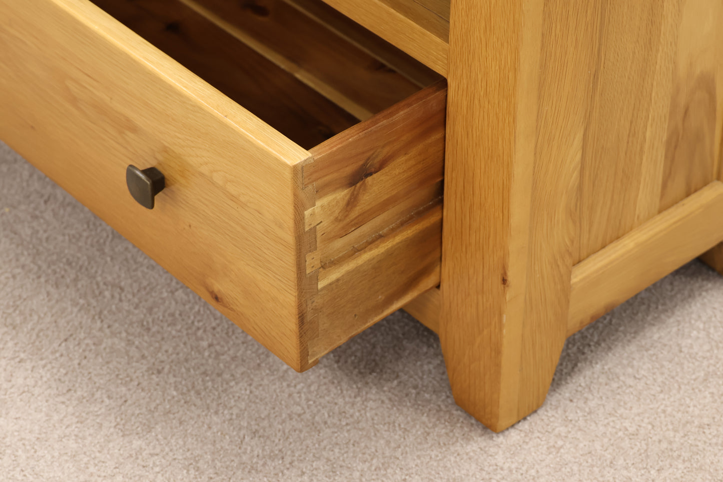Oak Tv unit