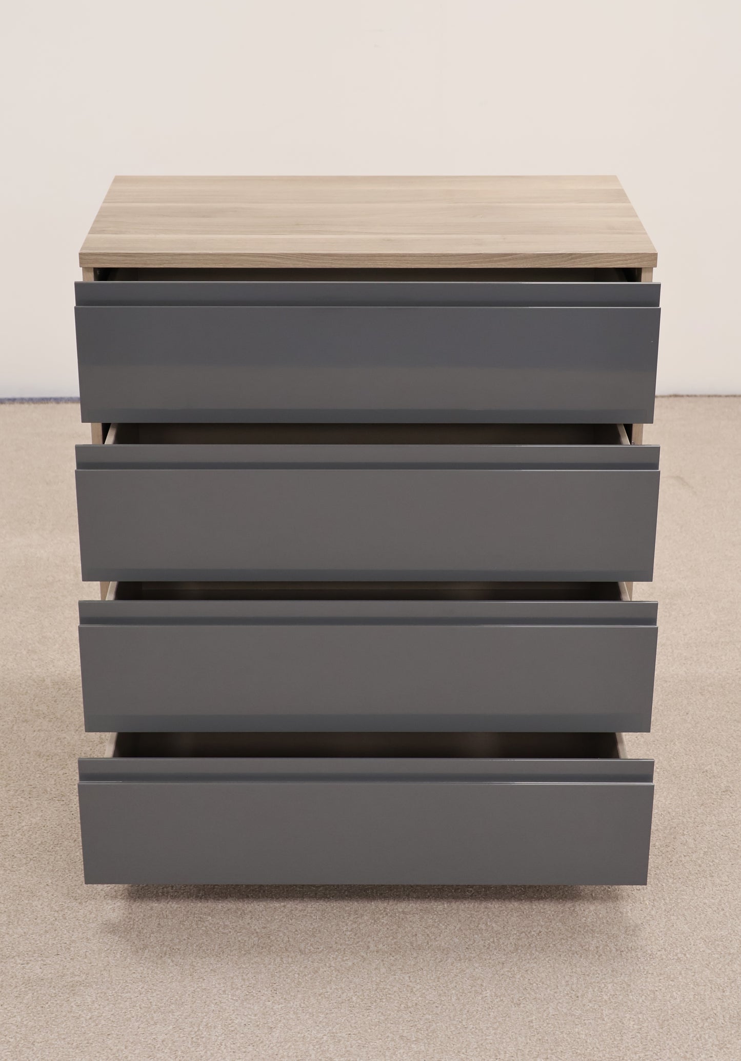 Chest of Drawers with Grey Gloss