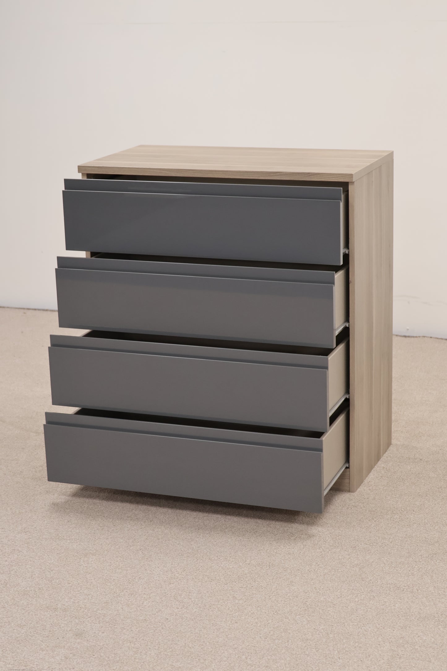 Chest of Drawers with Grey Gloss
