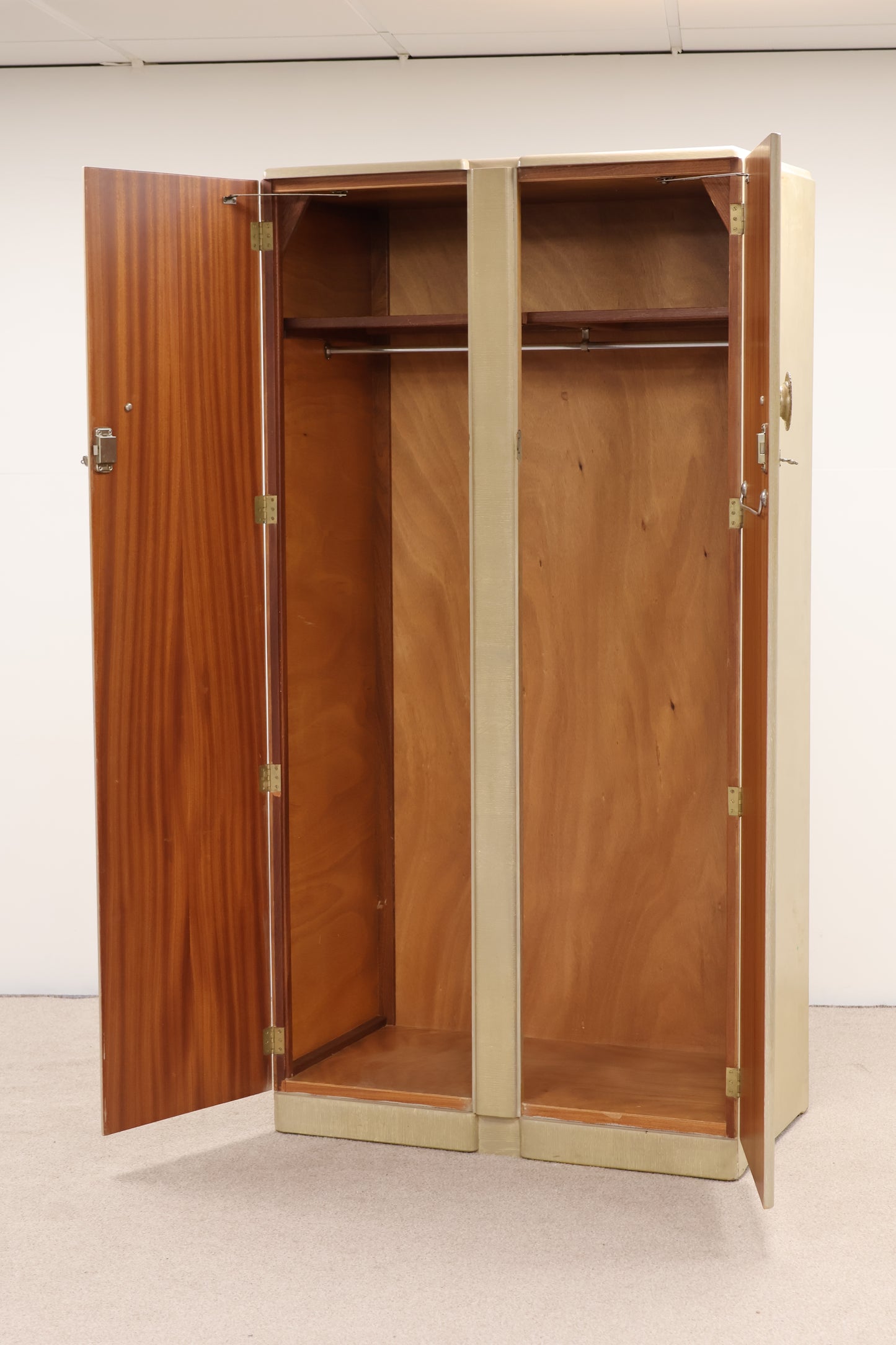 Vintage Wardrobe