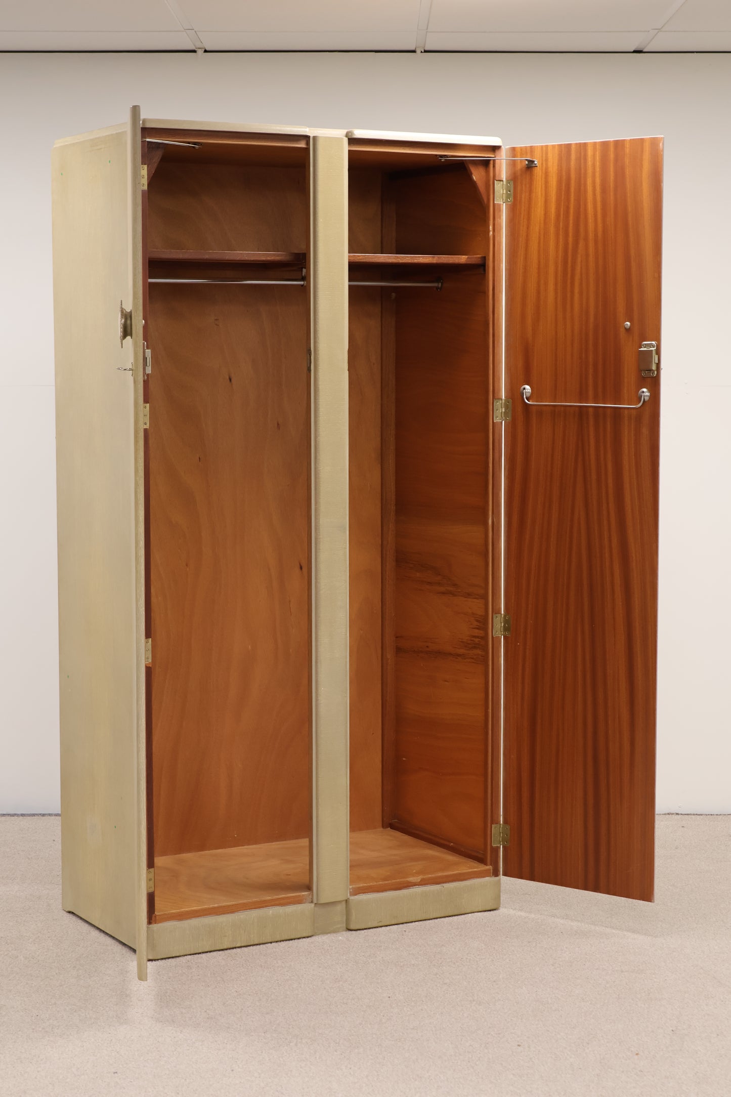 Vintage Wardrobe