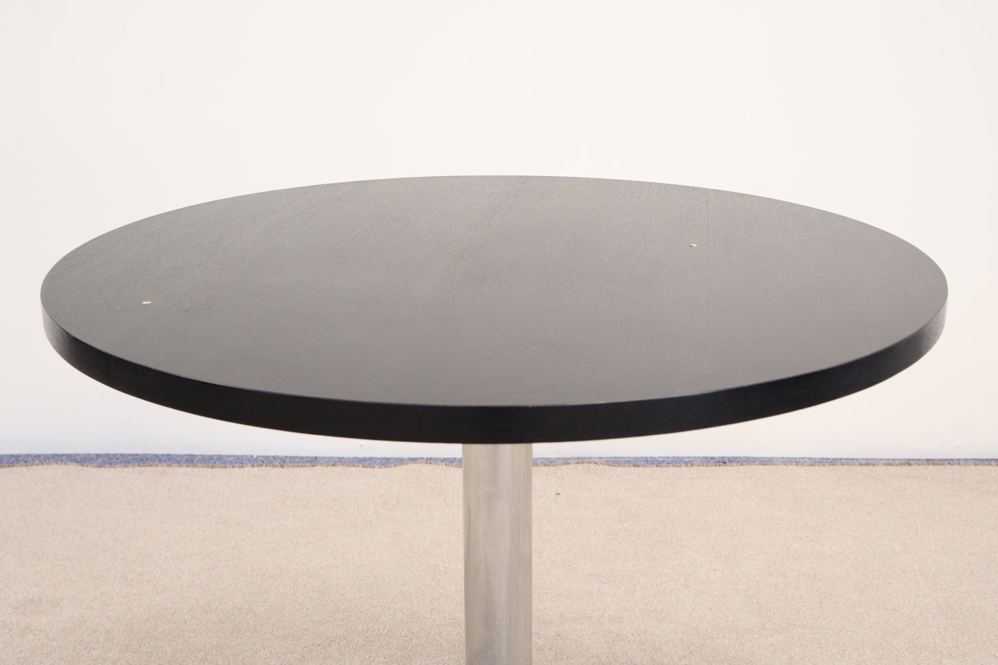 Black Circular Table
