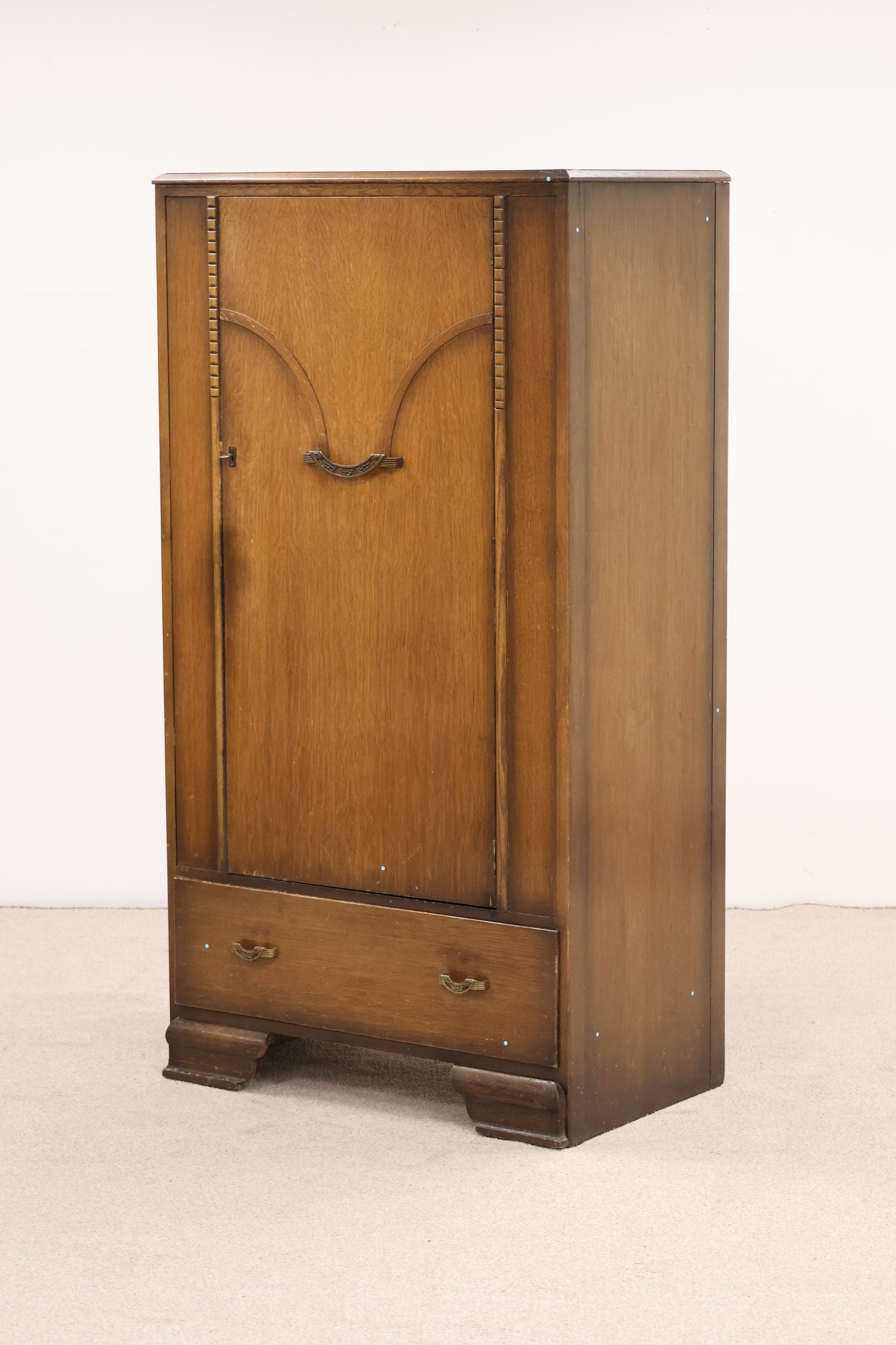 Vintage Wardrobe by Lawrencia