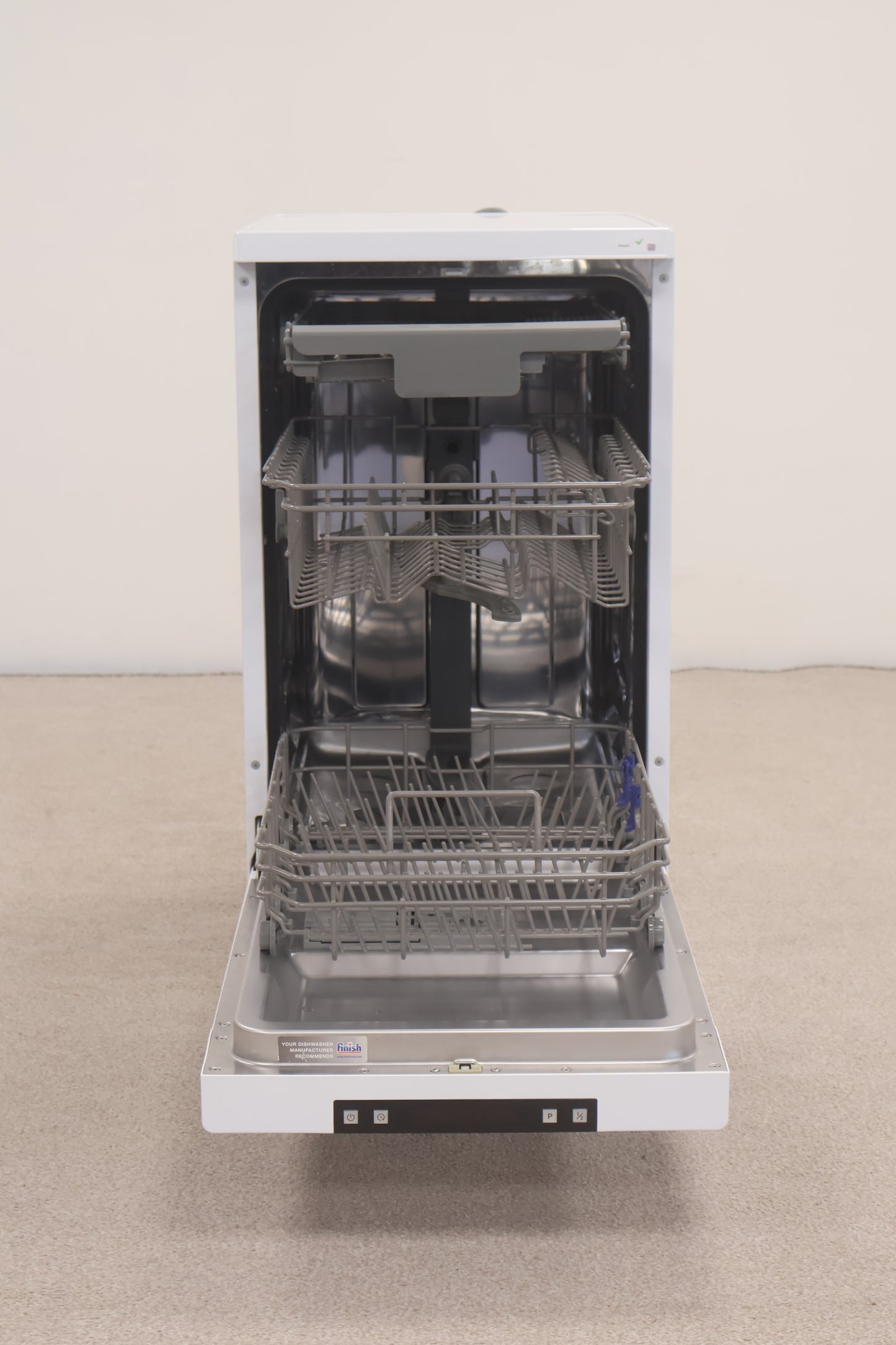 Hisense dishwasher