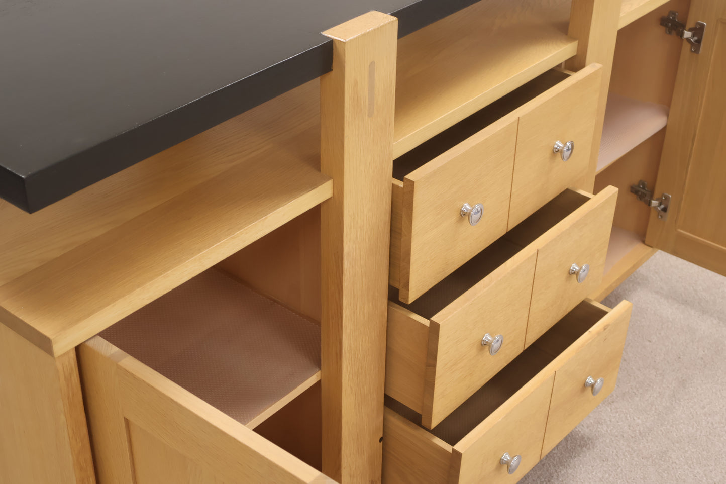 Sideboard