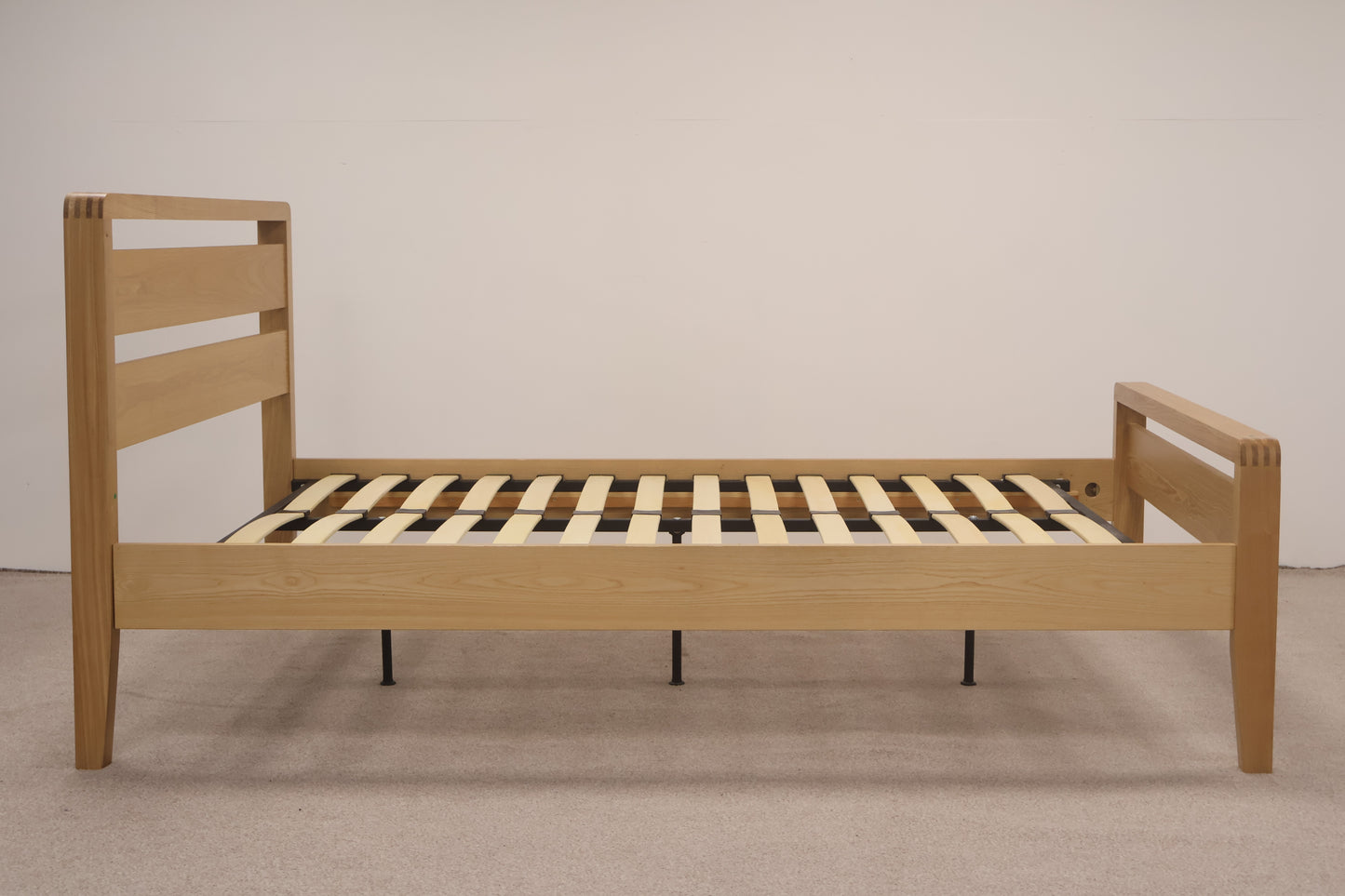 Scandi bed