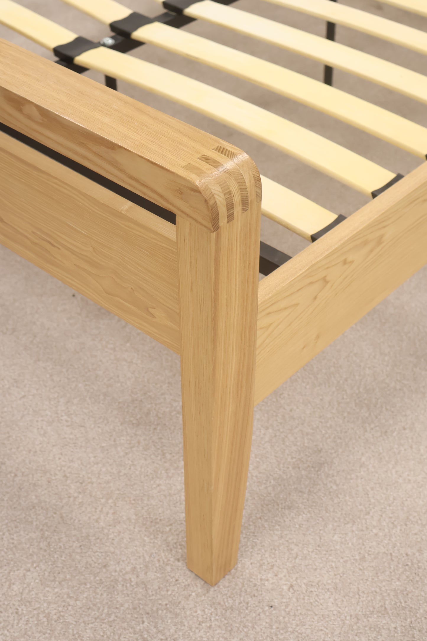 Scandi bed