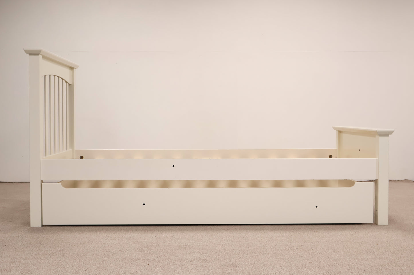 Single Bed with Drawer Storage
