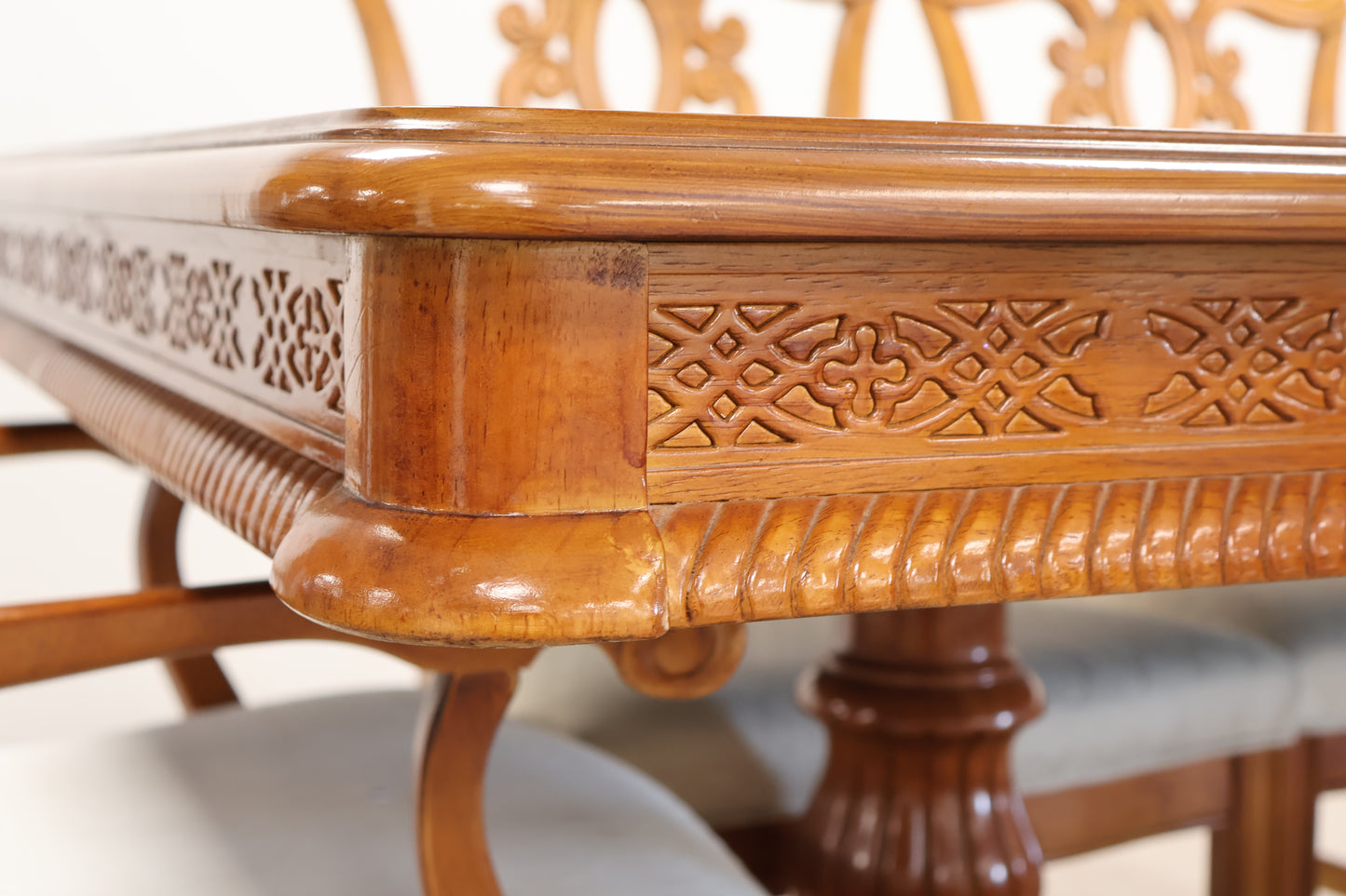 Maplewood Dining Table and Chairs