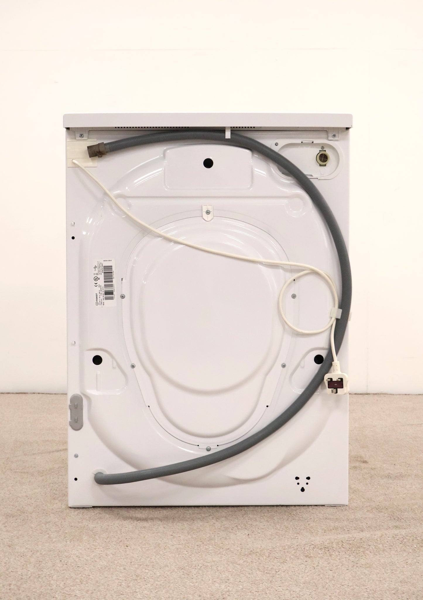 Washing Machine by Indesit