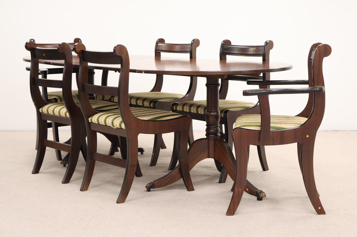 Extendable Dining Table