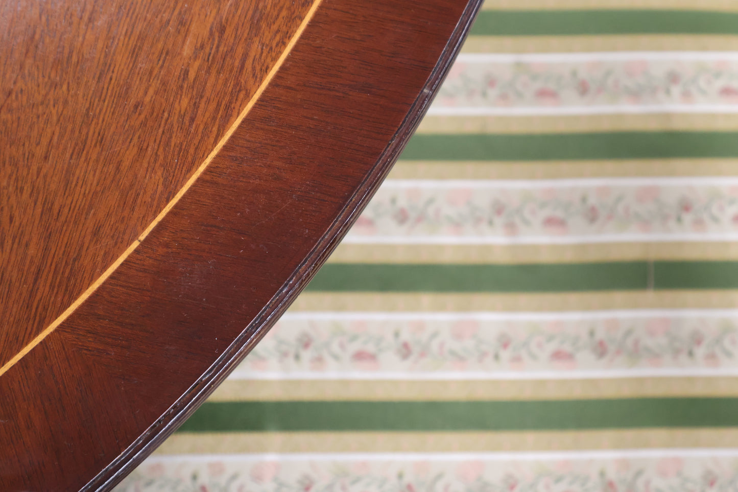 Extendable Dining Table