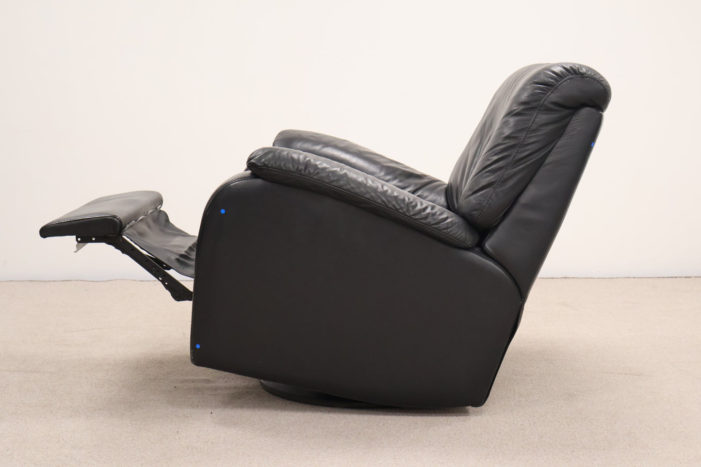Rotating Recliner Armchair