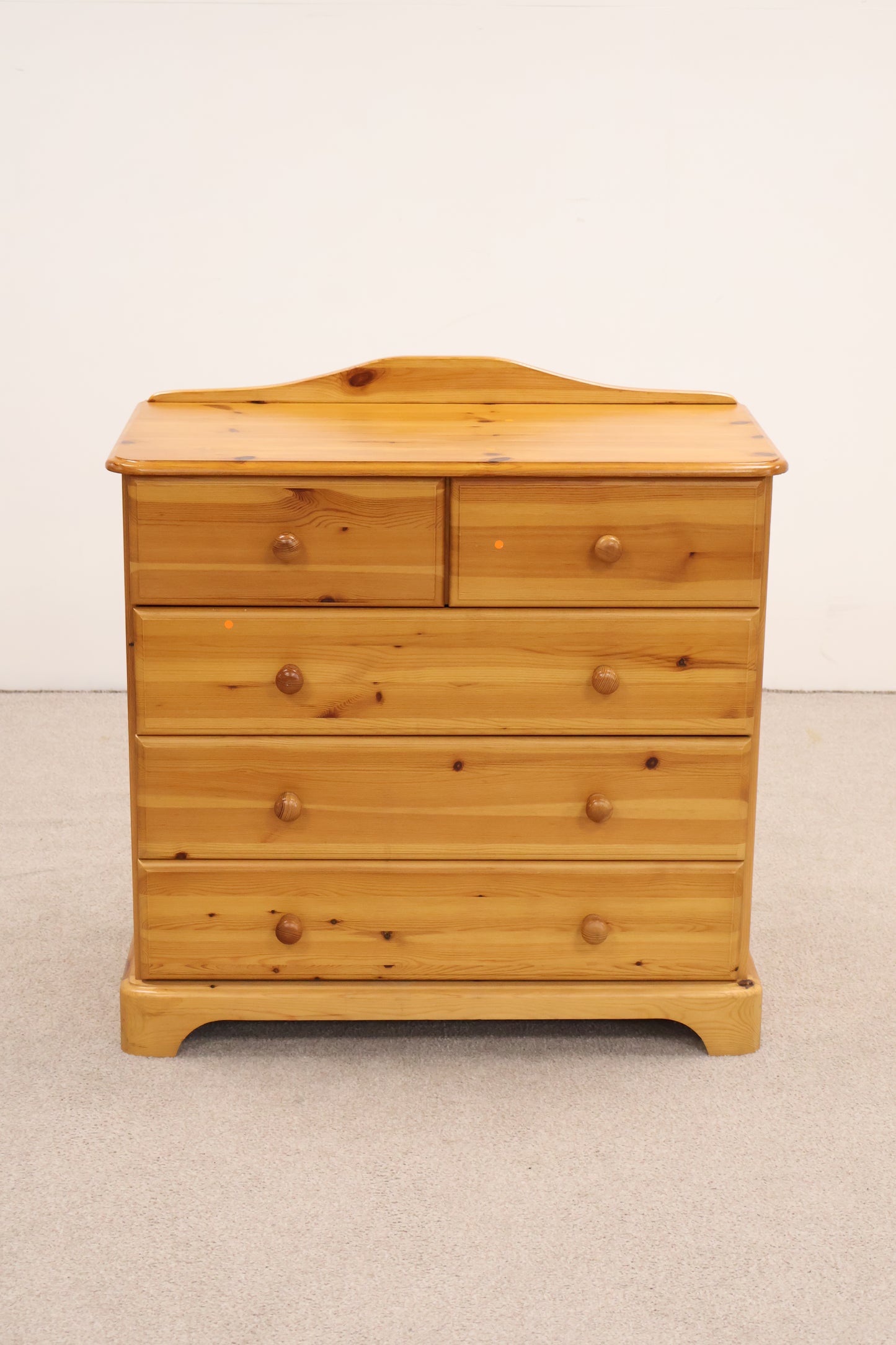 Pine Chest of Drawers