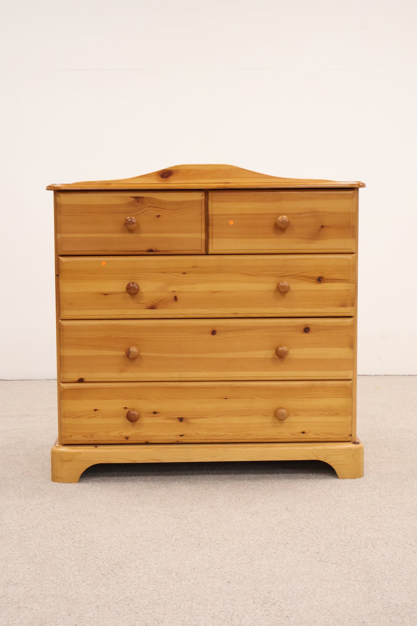 Pine Chest of Drawers