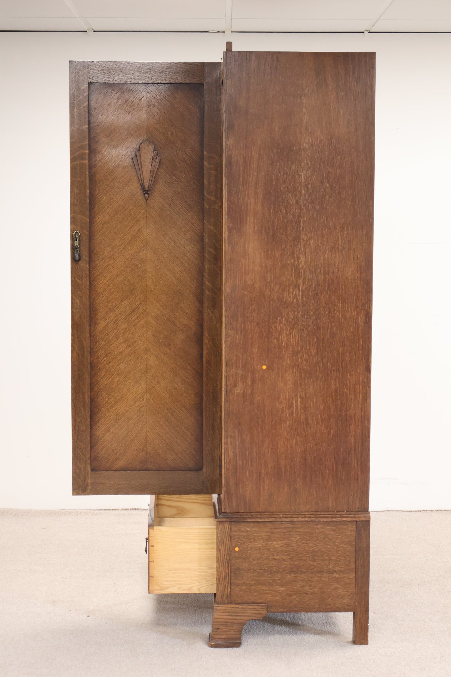 Vintage Wardrobe