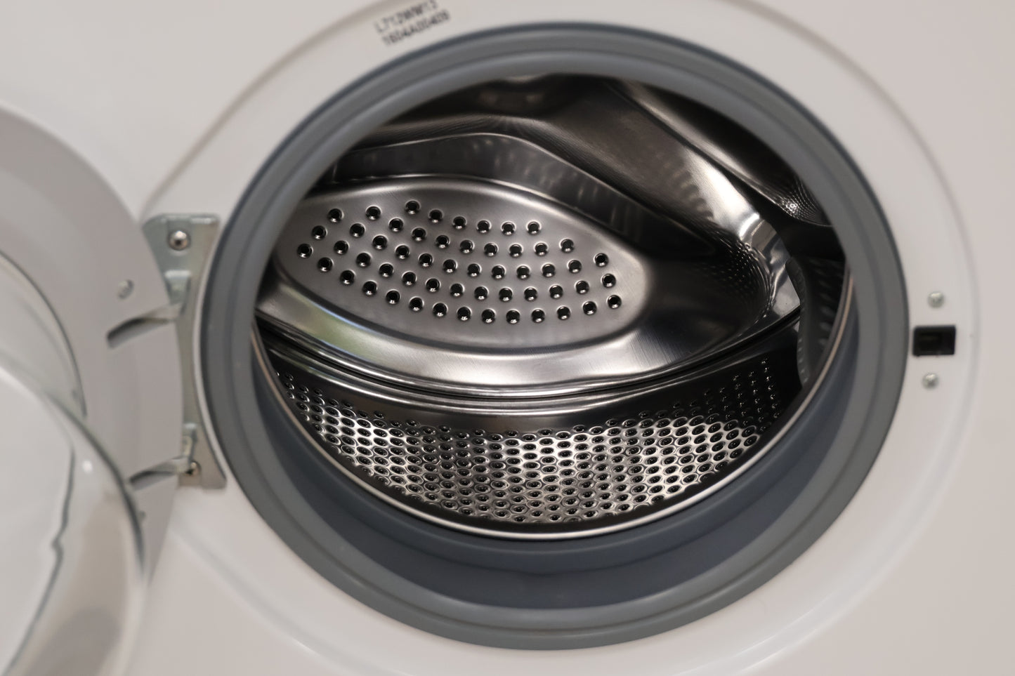 Washing Machine By Logik