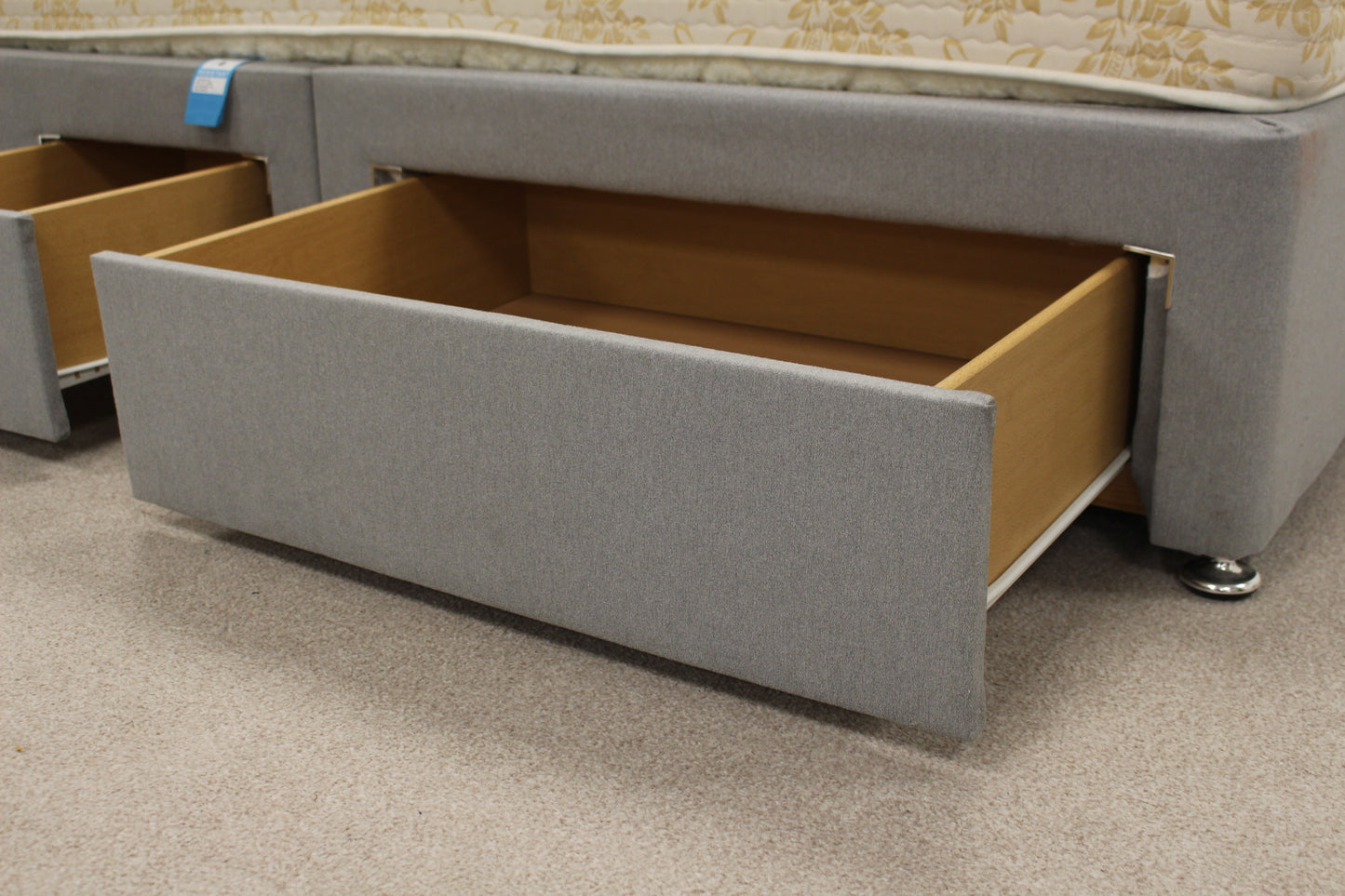 Grey Divan & Crème Mattress