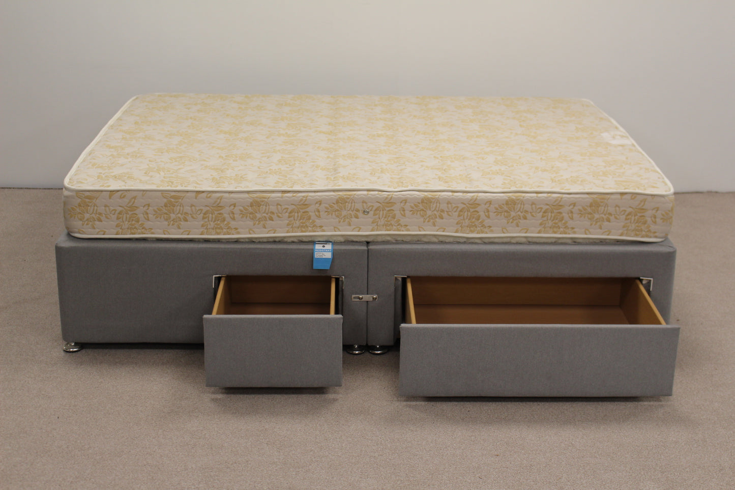 Grey Divan & Crème Mattress