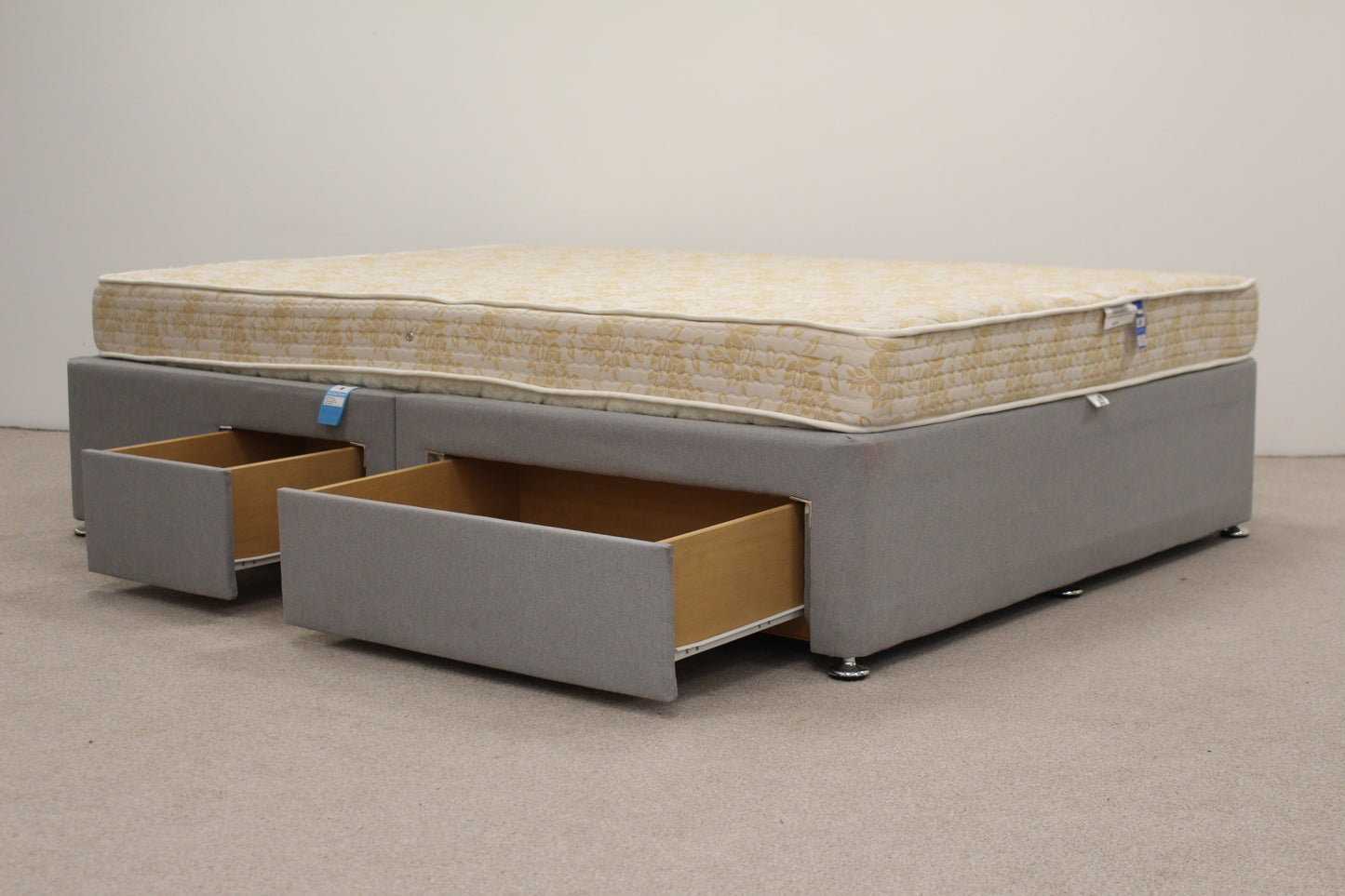 Grey Divan & Crème Mattress
