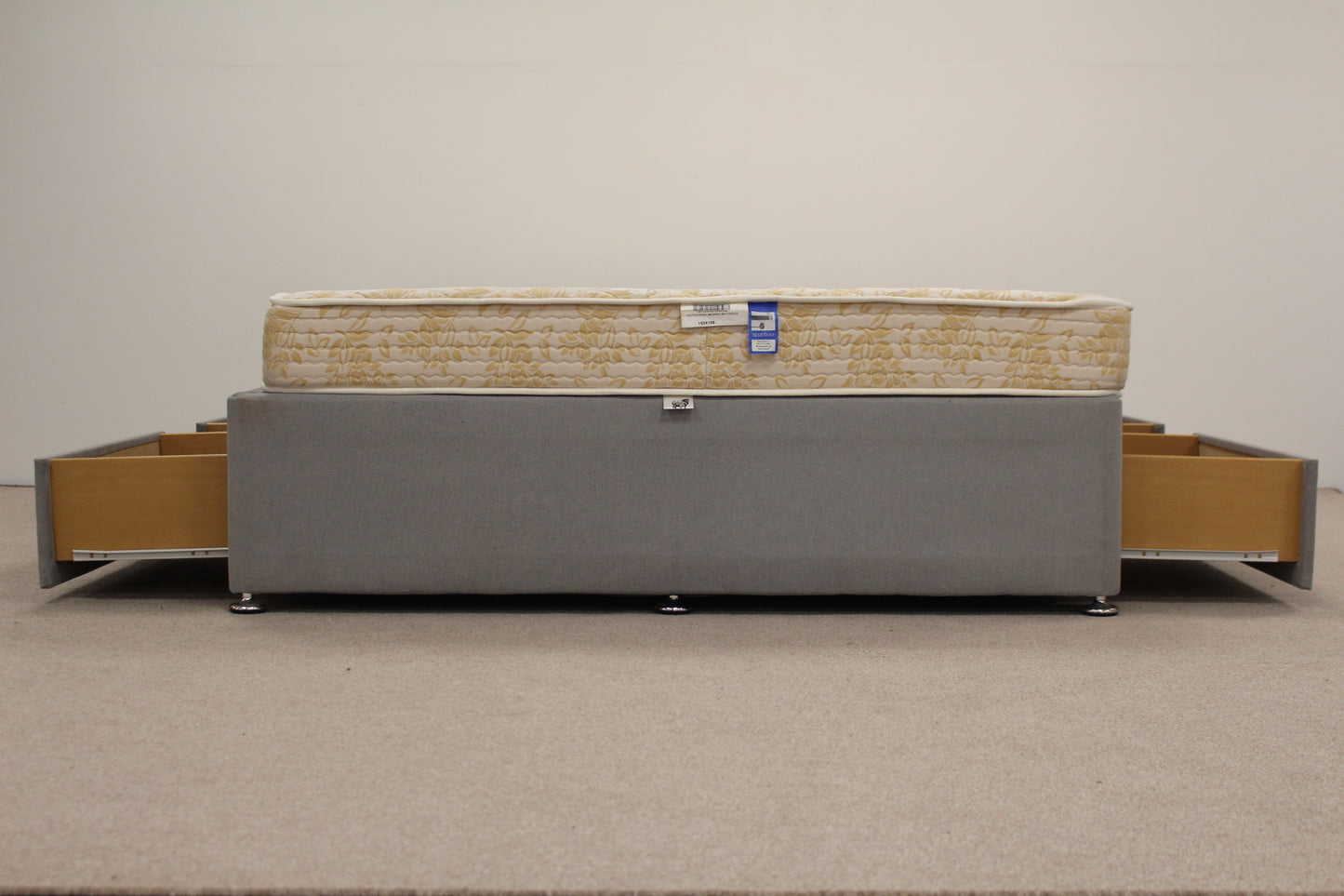 Grey Divan & Crème Mattress