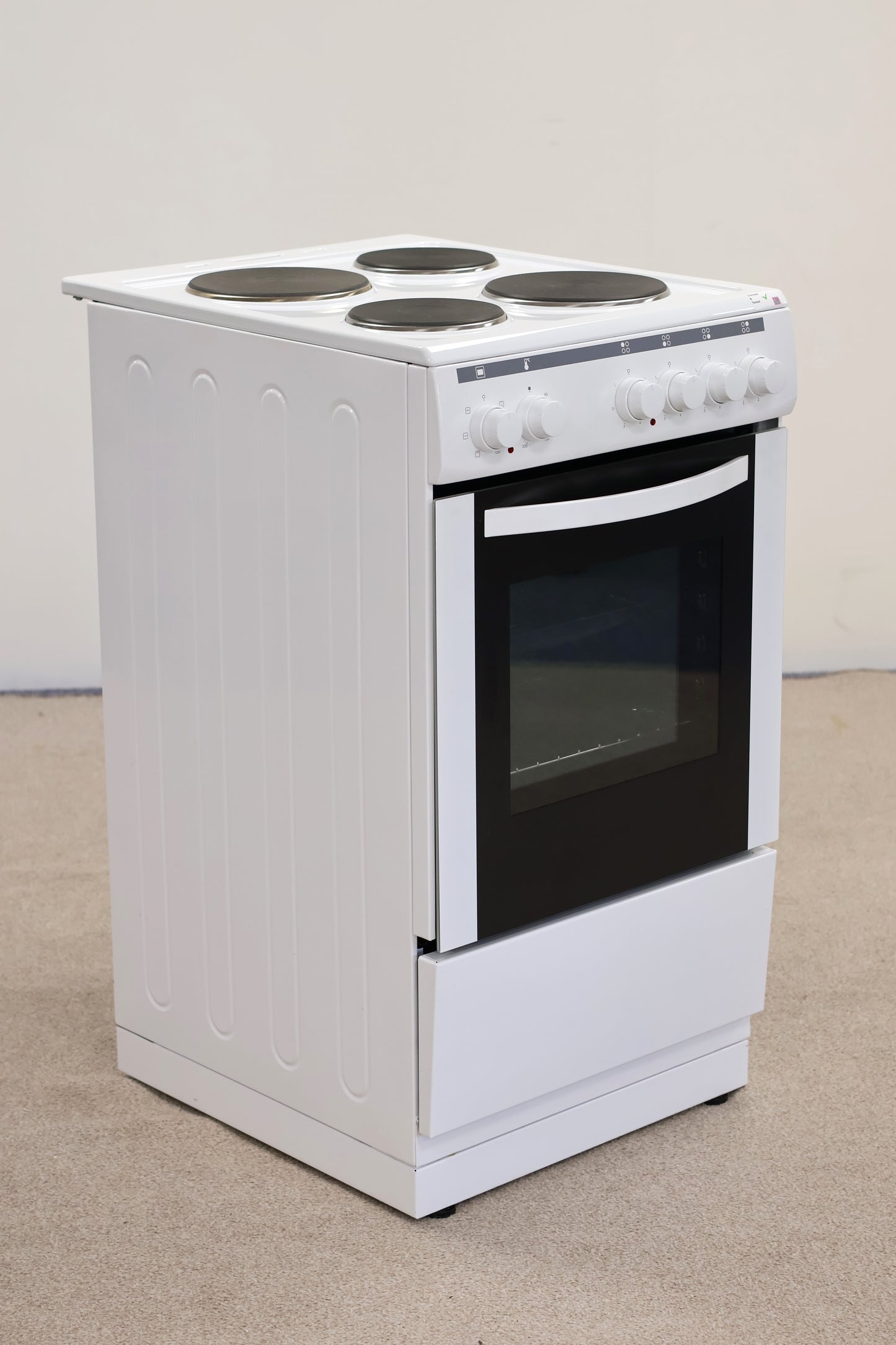 Cooker by Essentials
