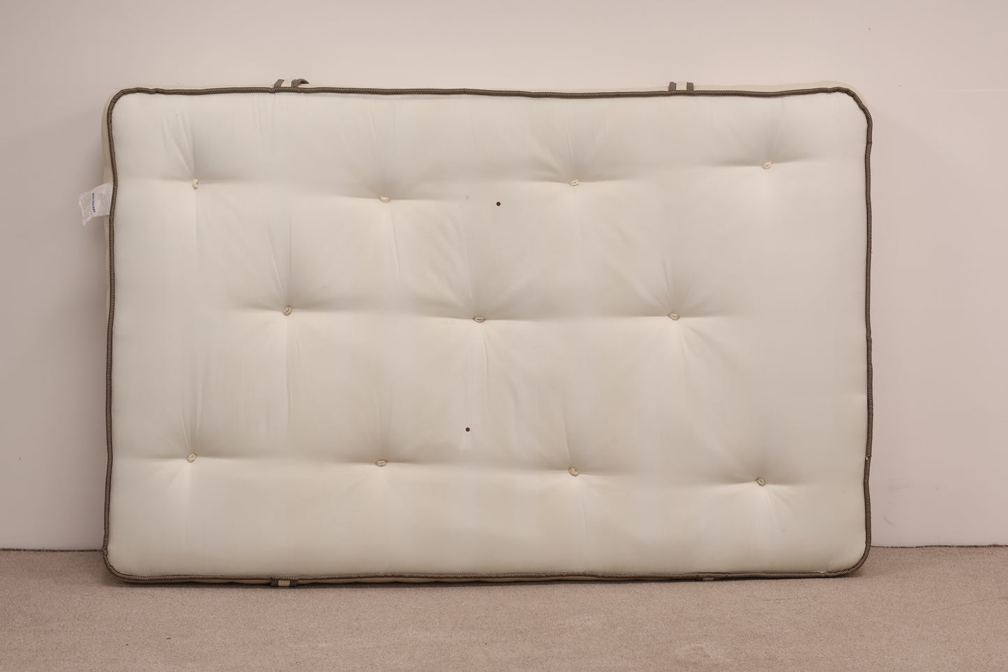 Sanitised Small Double Mattress 2000 Pocket