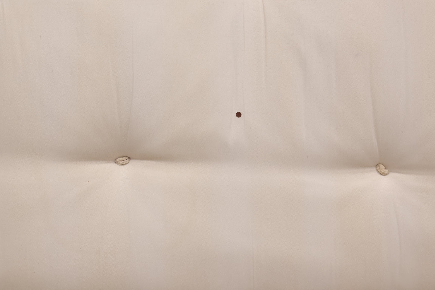 Sanitised Small Double Mattress 2000 Pocket