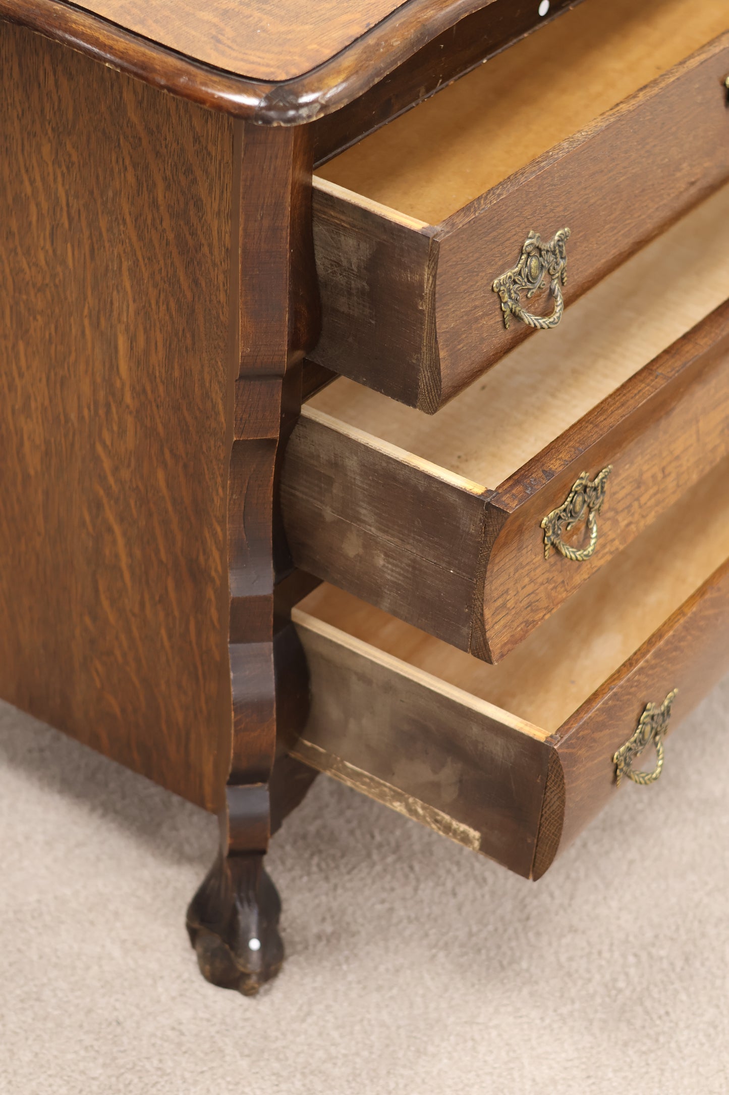 Vintage Chest of Drawers