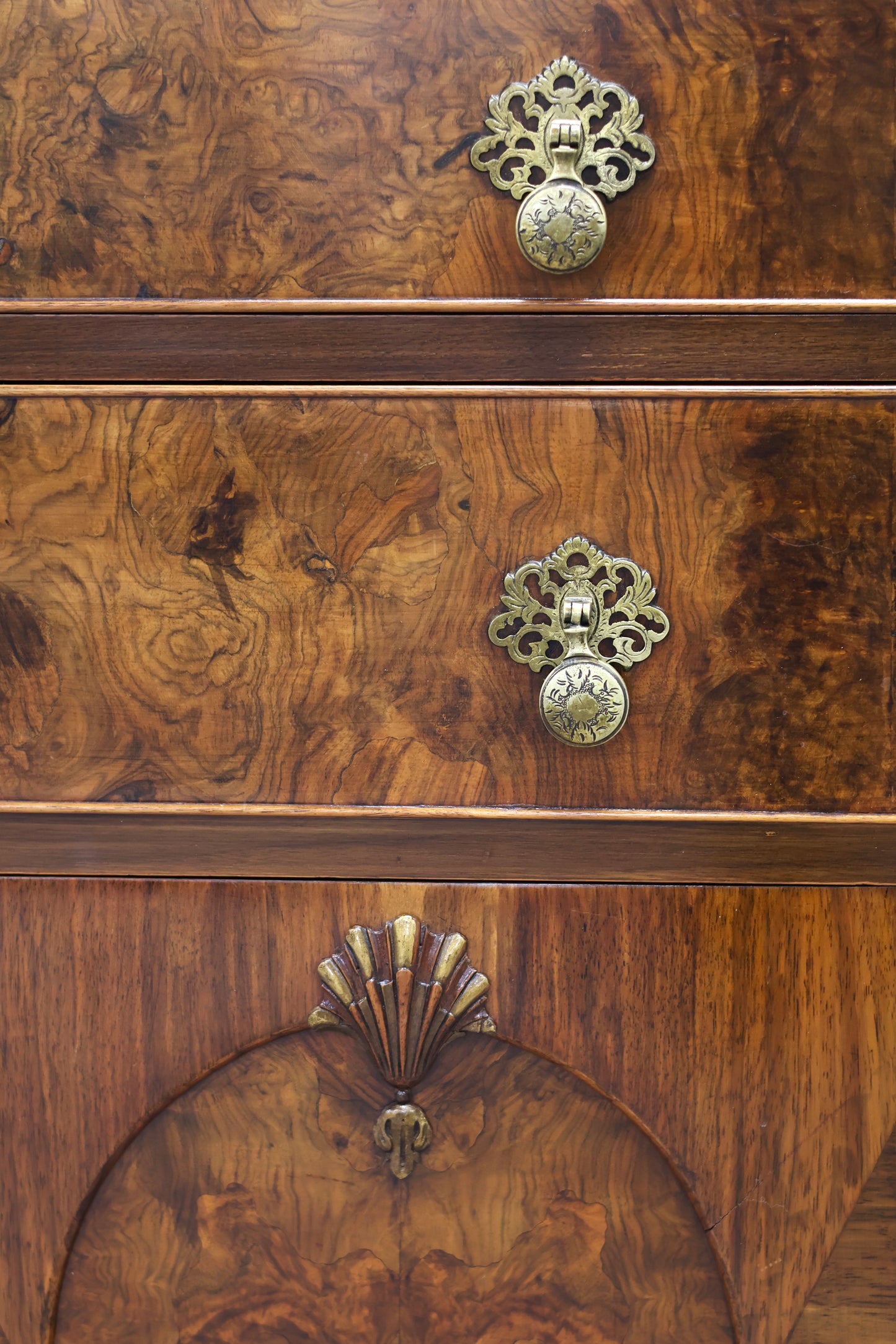 Vintage Chest of Drawers