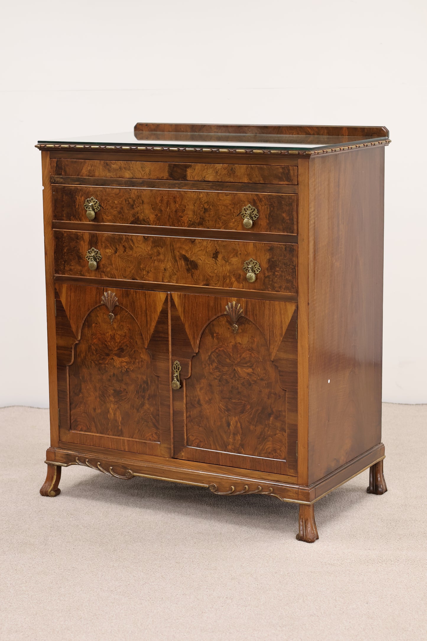Vintage Chest of Drawers