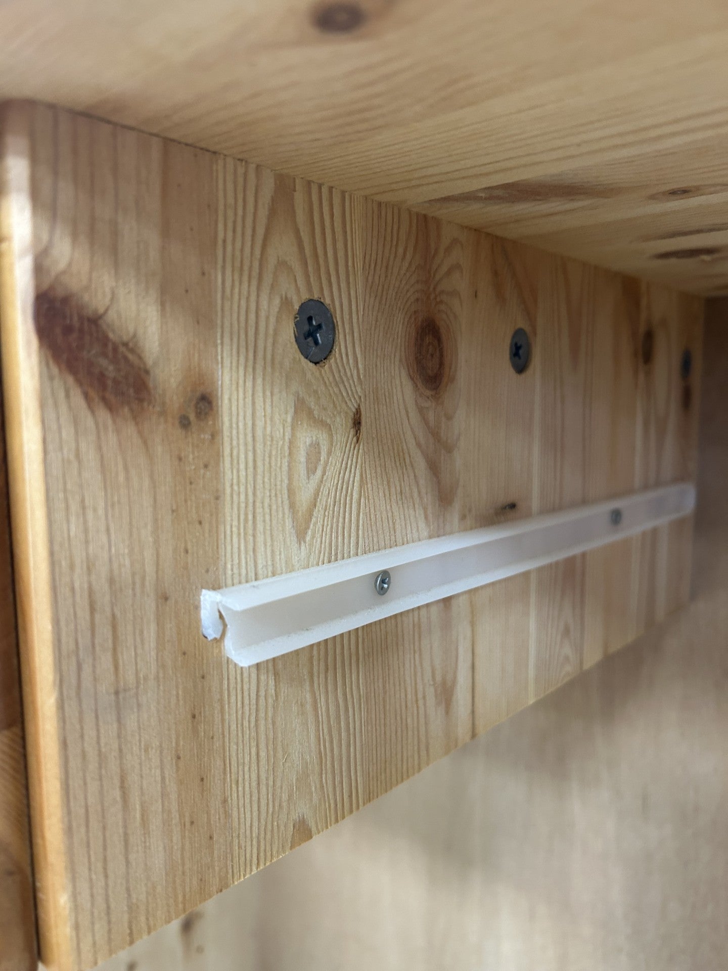 Pine Chest of Drawers