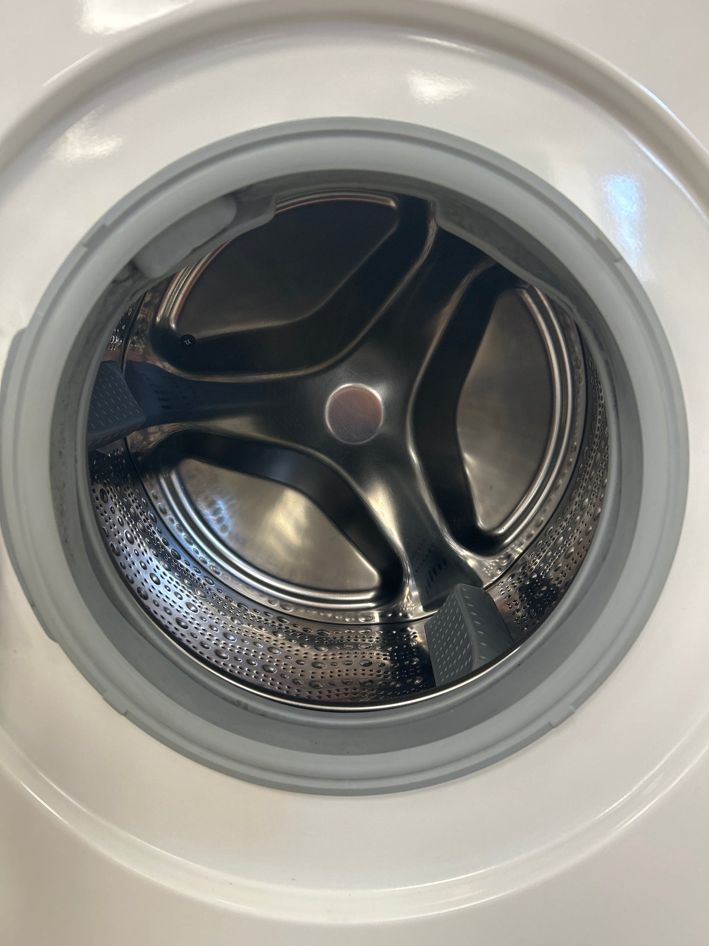 Washing Machine by Bosch