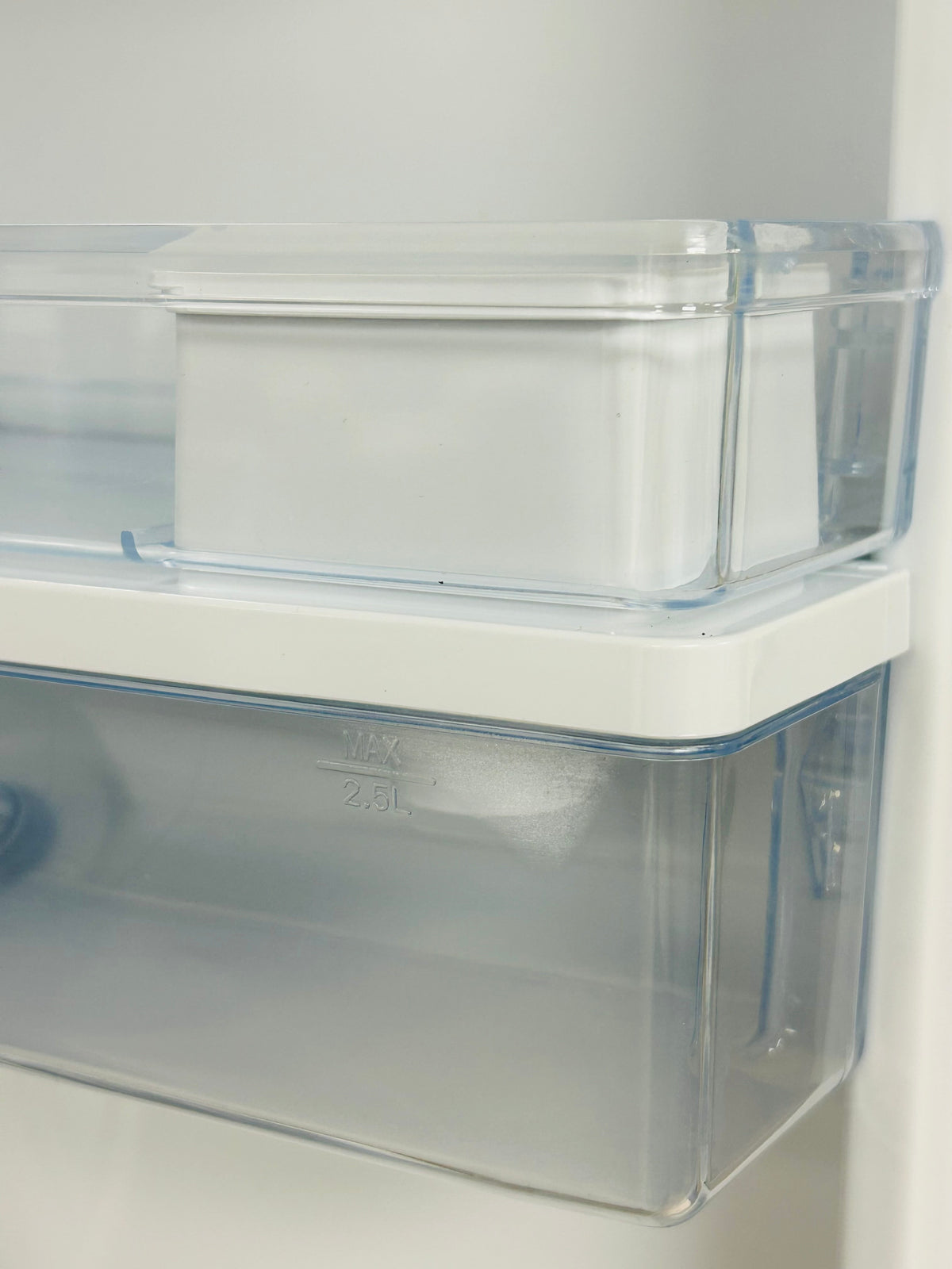 Black Fridge Freezer by Fridgemaster