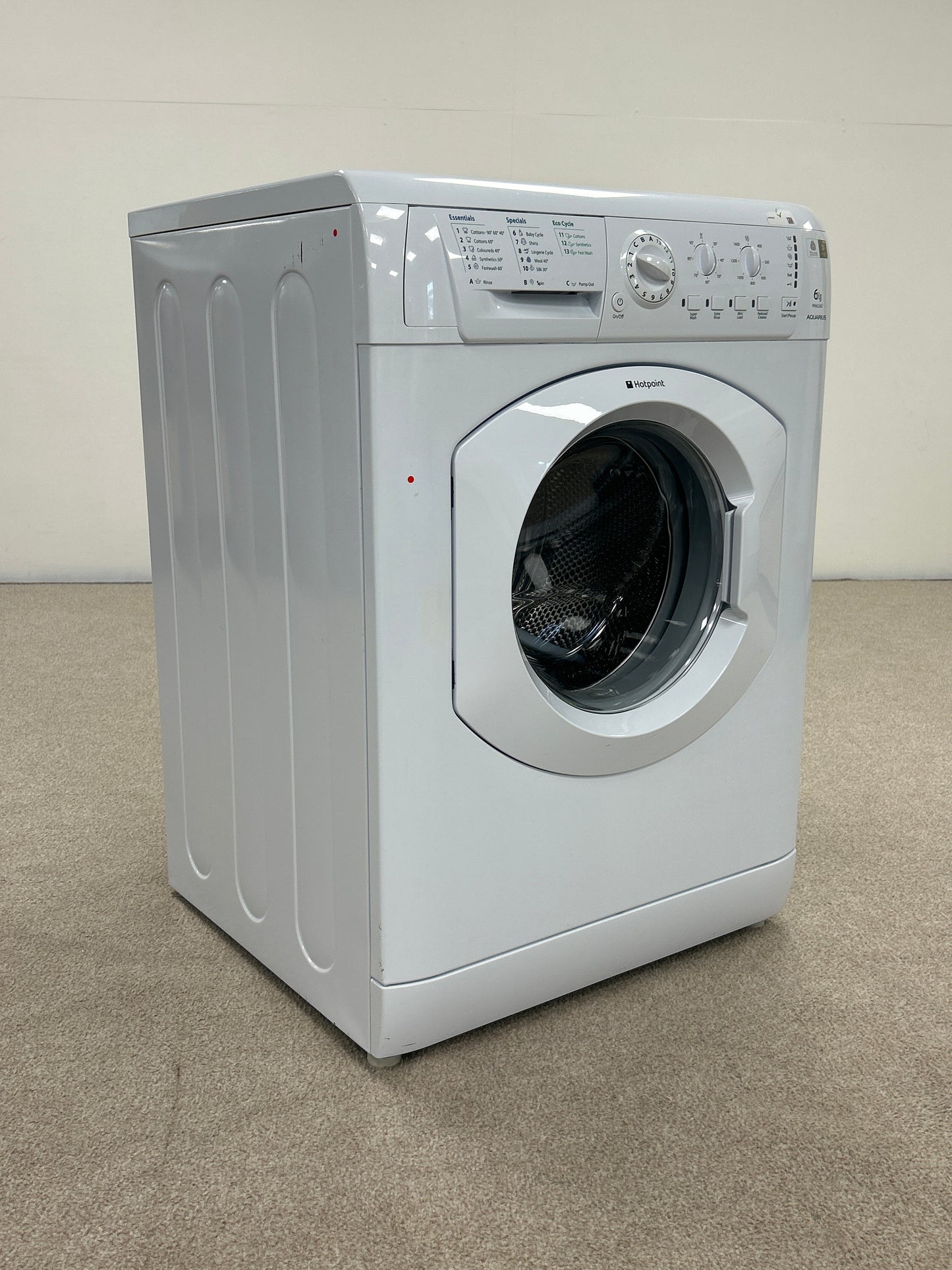 Washing Machine by Hotpoint