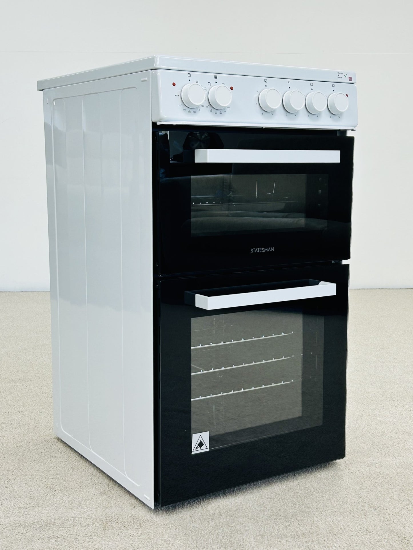 Cooker by Statesman