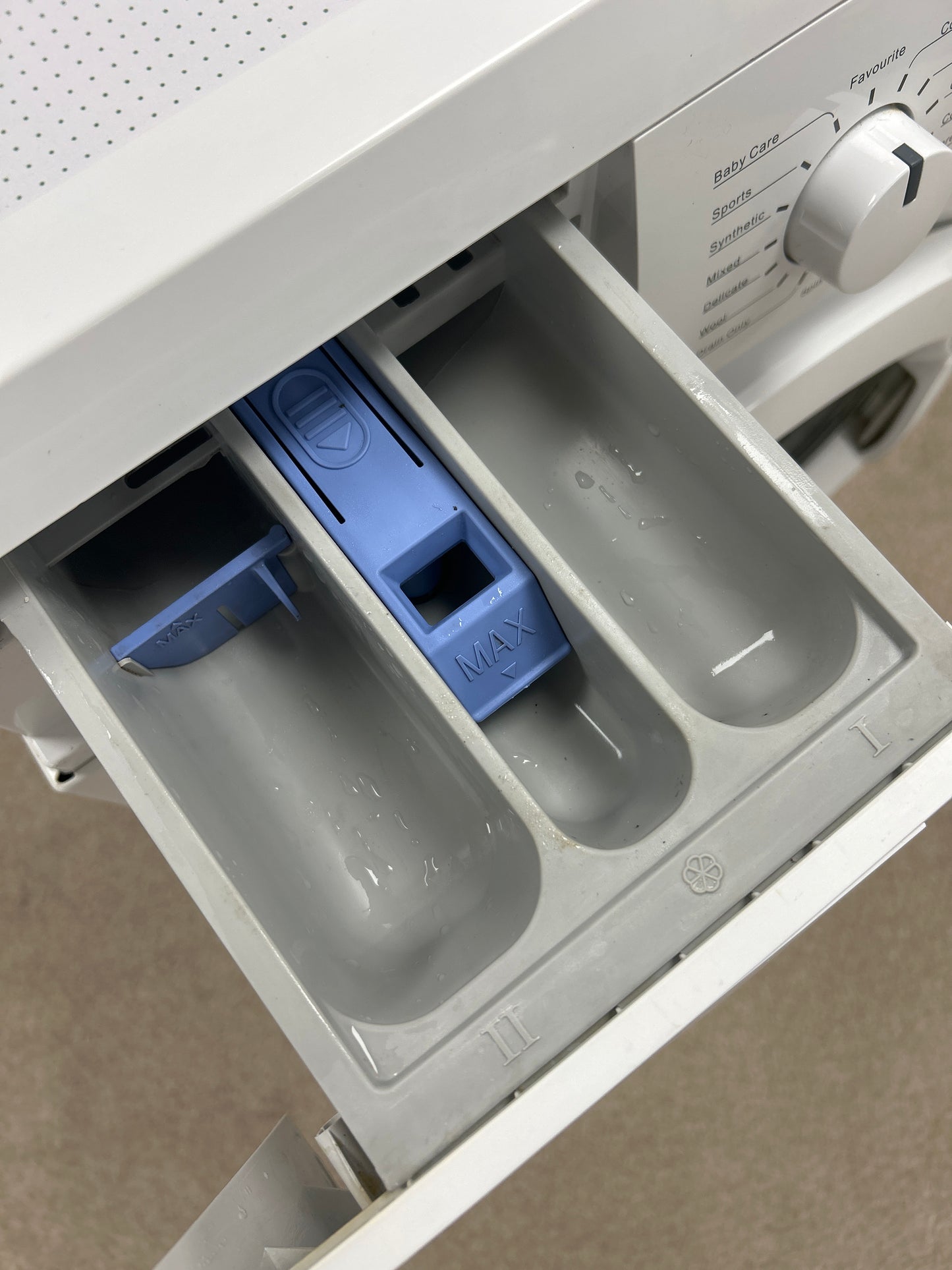 Washing Machine by Logik