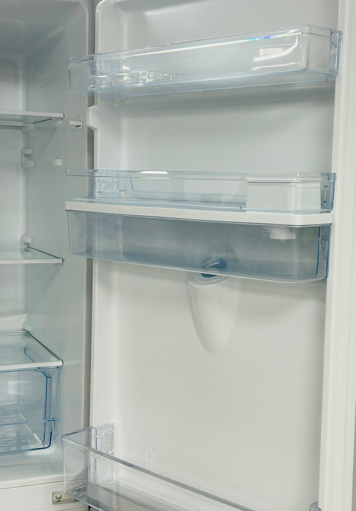 Black Fridge Freezer by Fridgemaster