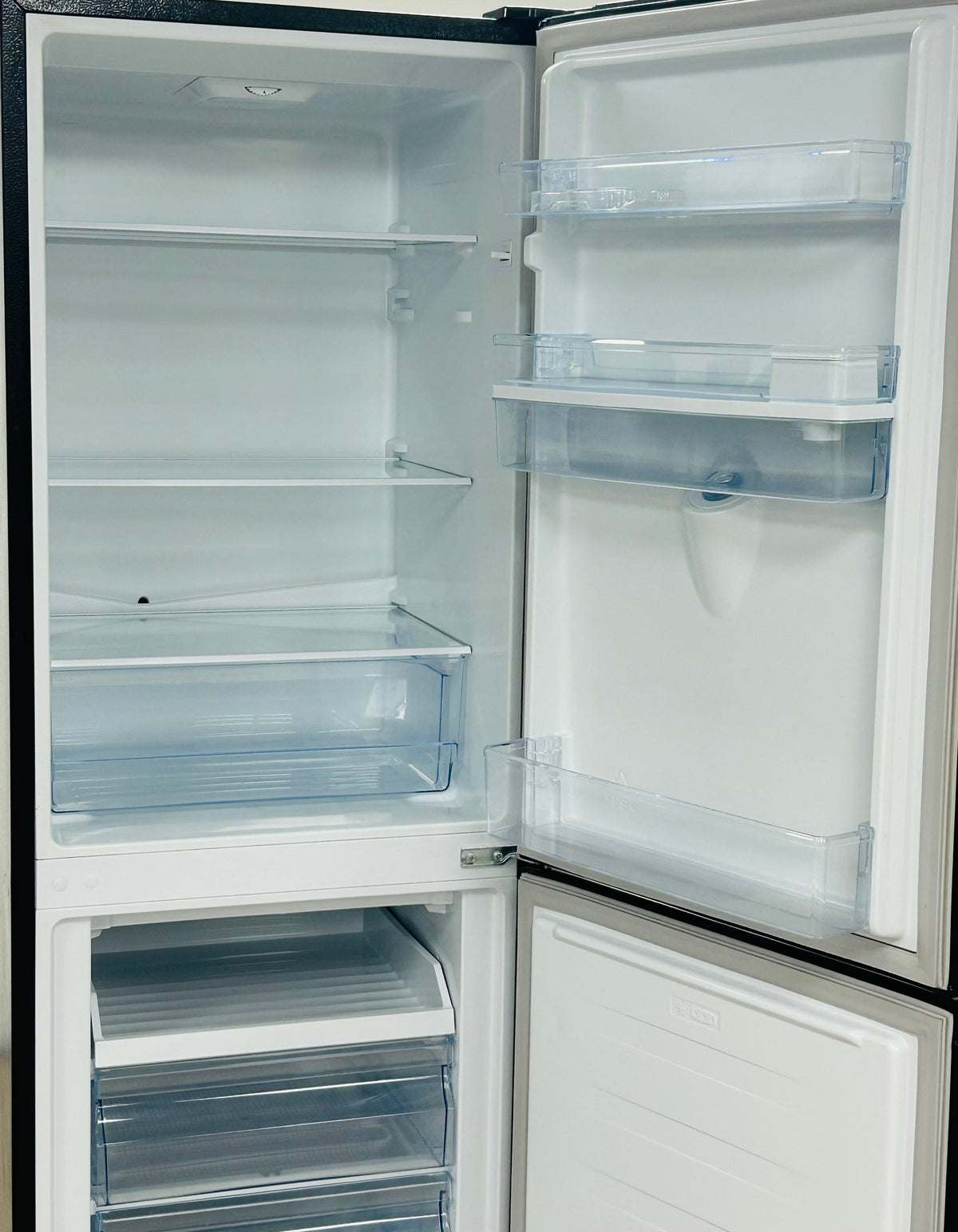Black Fridge Freezer by Fridgemaster