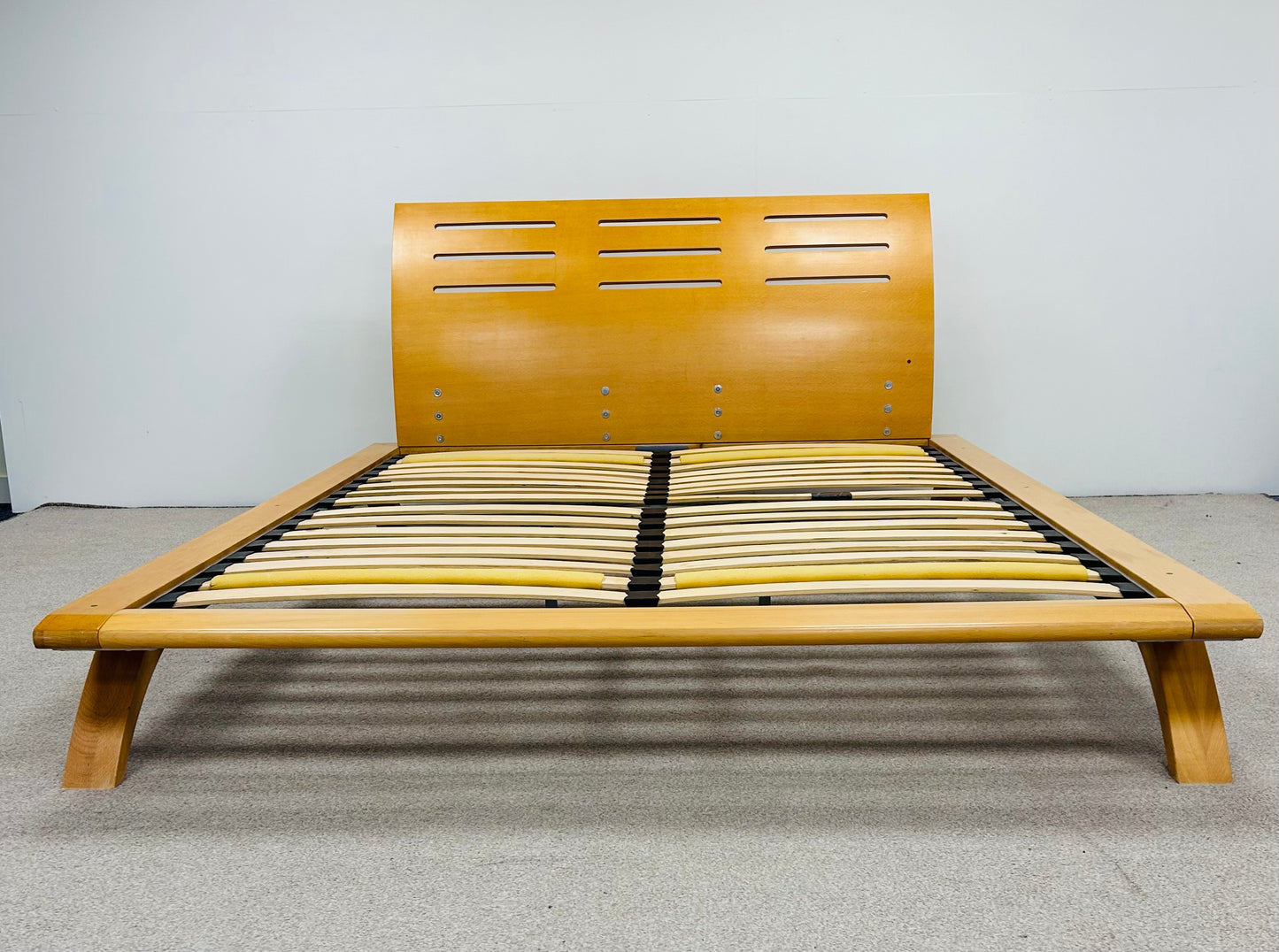 King Size Bed with Sanitised Mattress