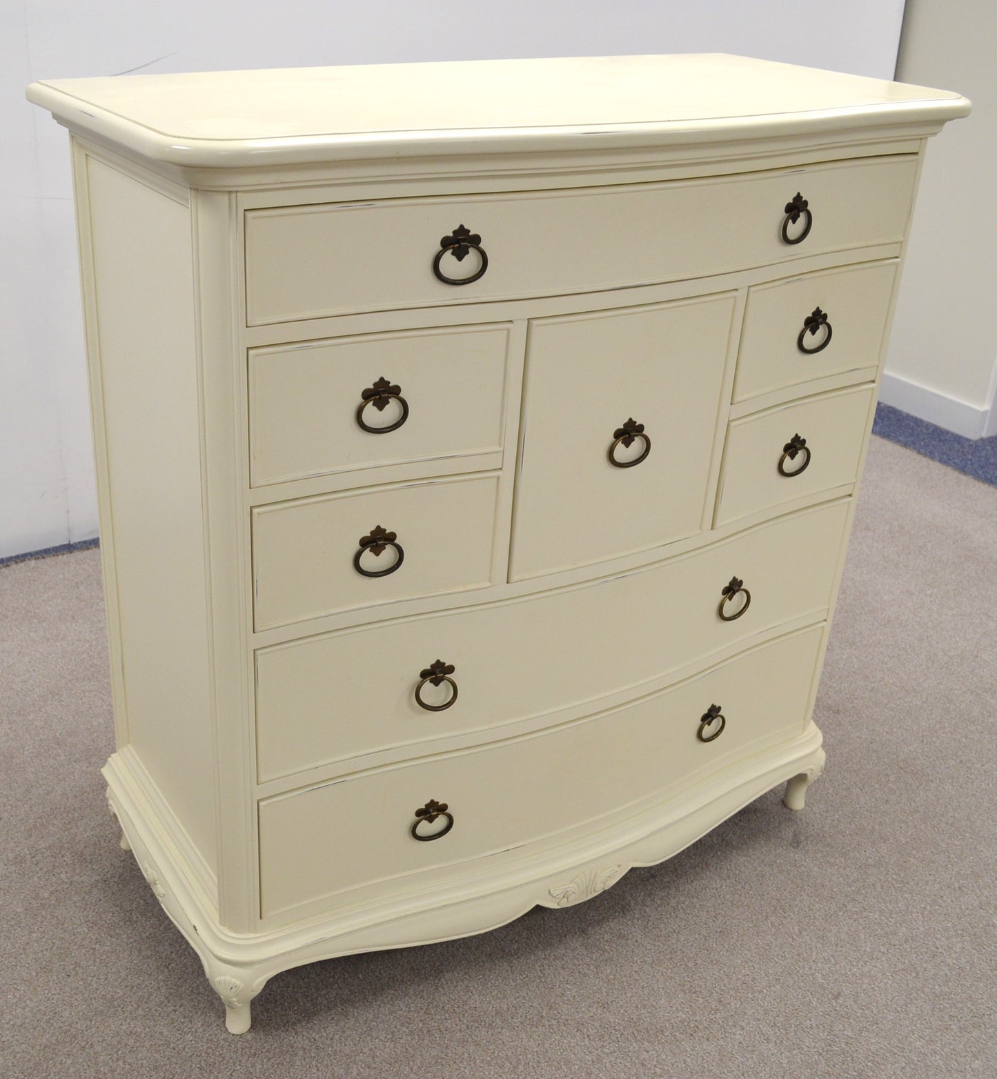 Ivory Chest of Drawers By Willis & Gambier