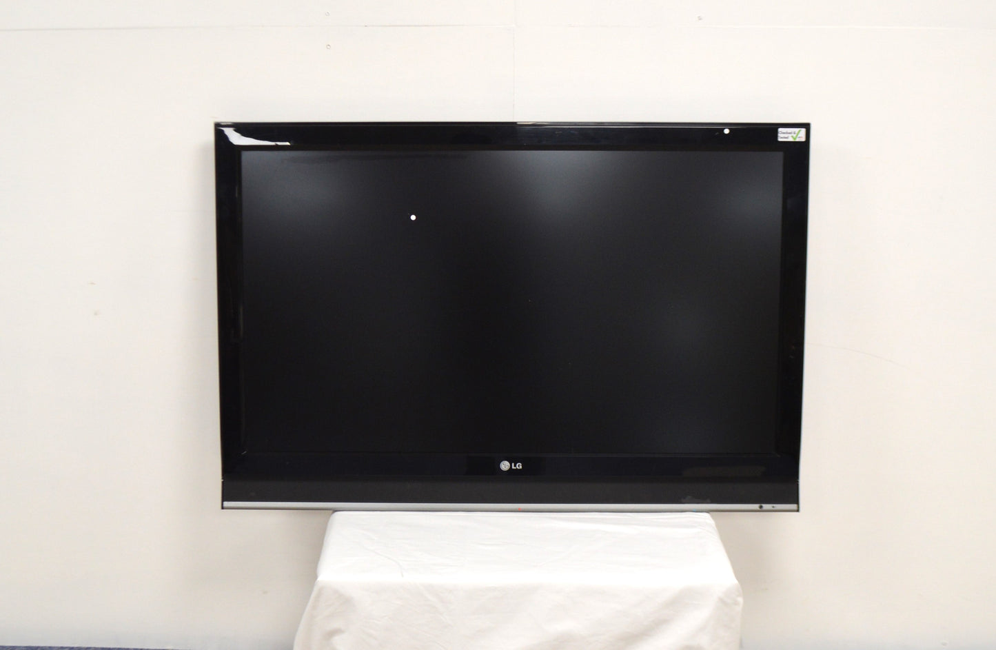 LG 42" LCD Flat Screen Tv