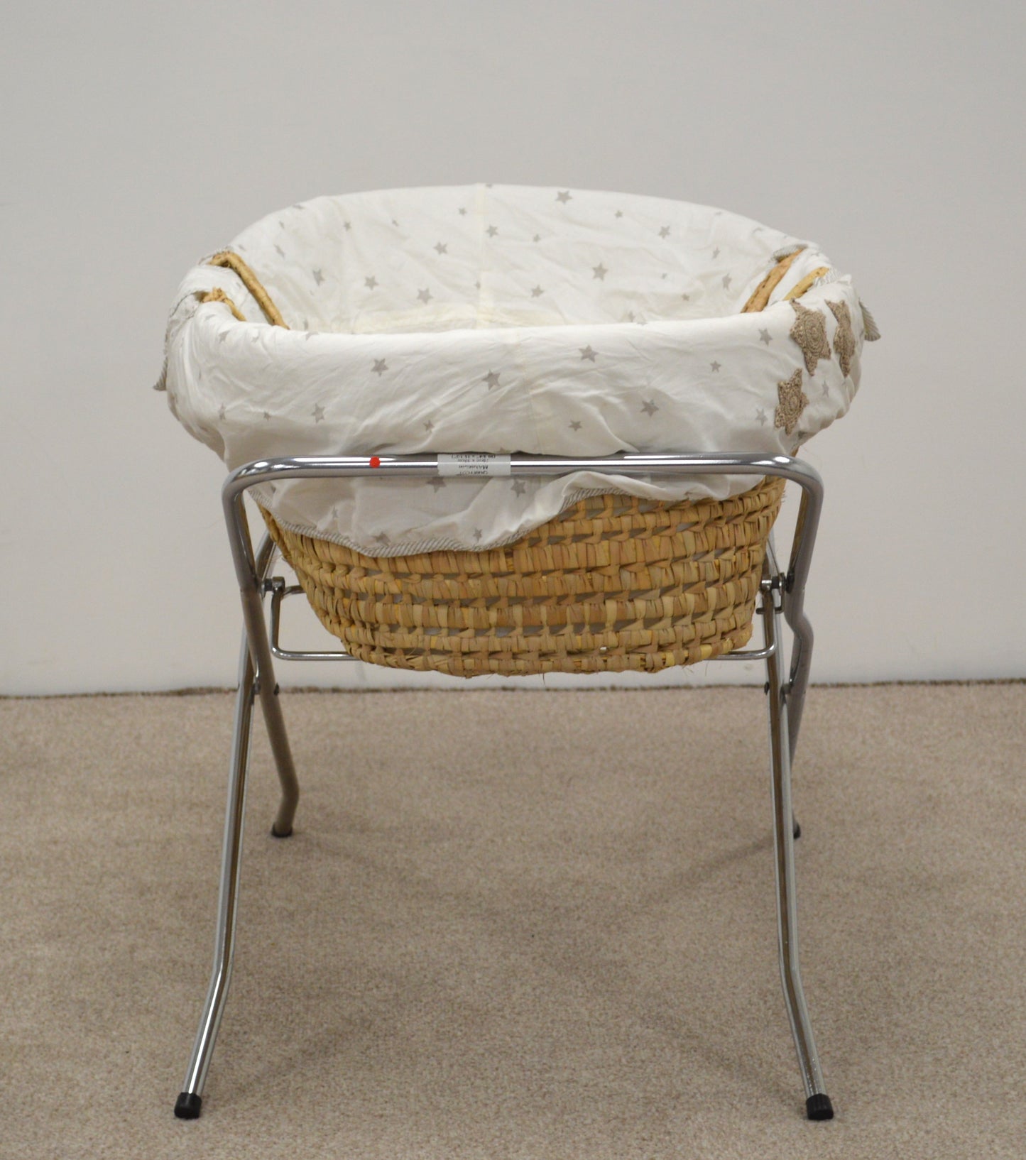 Moses Basket With Beige Star Lining