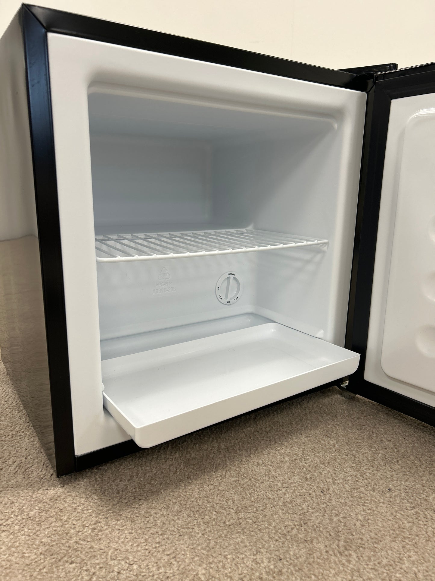 Tabletop Freezer
