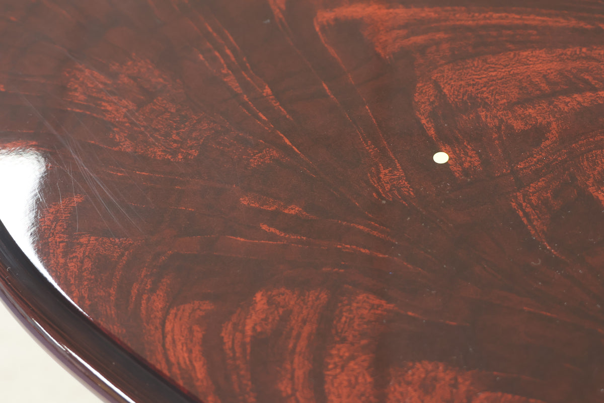 Extendable Gloss Table with Chairs