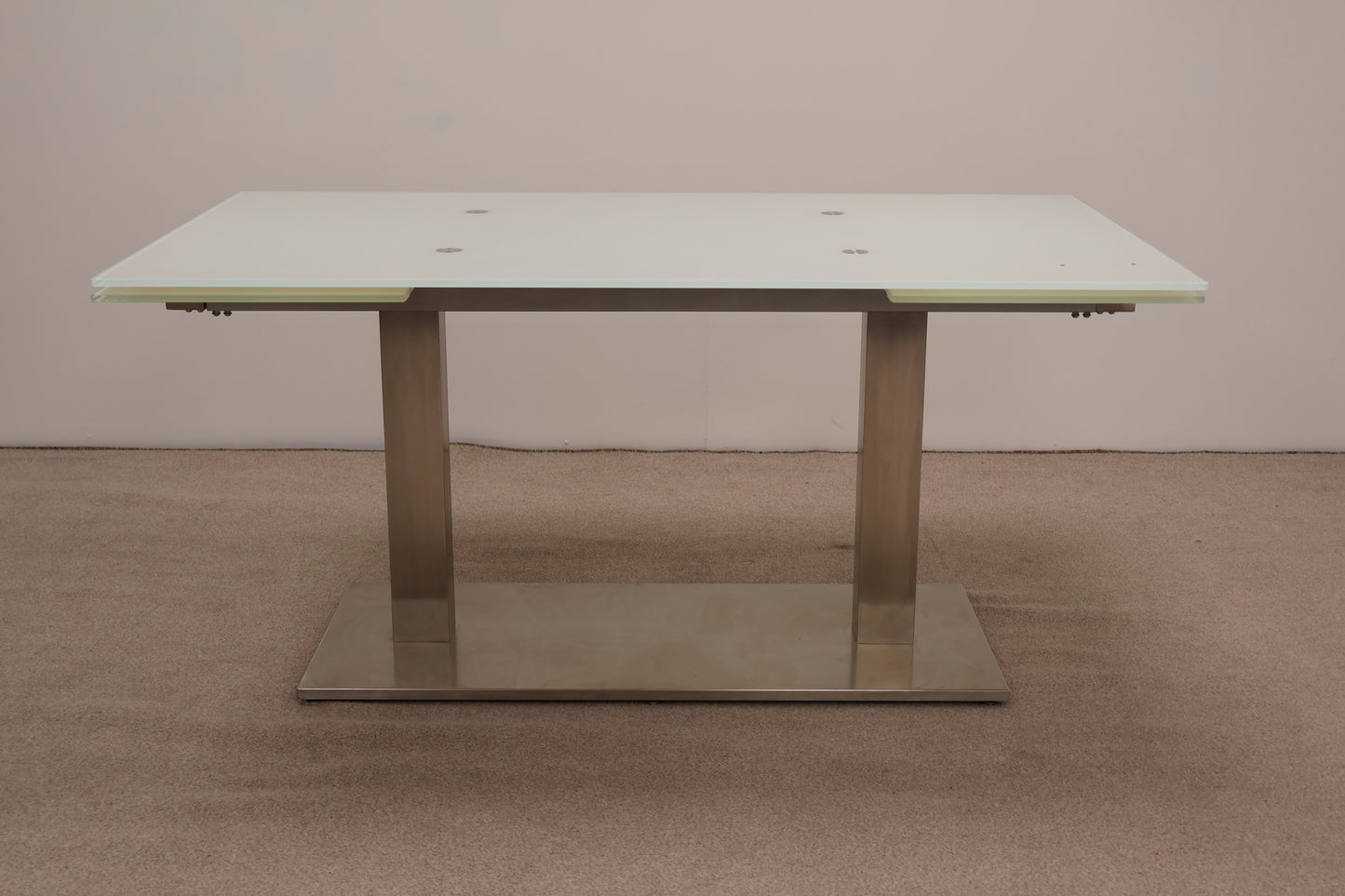 Extendable Glass Table