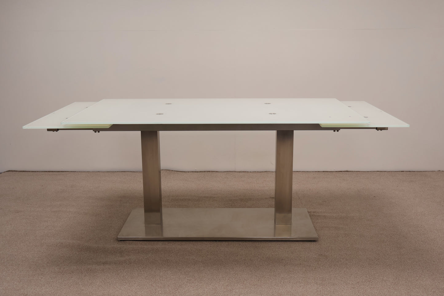 Extendable Glass Table